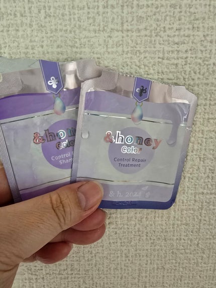 アンドハニー カラー コントロールリペア シャンプー1.0 / ヘアトリートメント2.0 2連お試し(シャンプー10ml+トリートメント10g)/&honey/市販シャンプーの画像