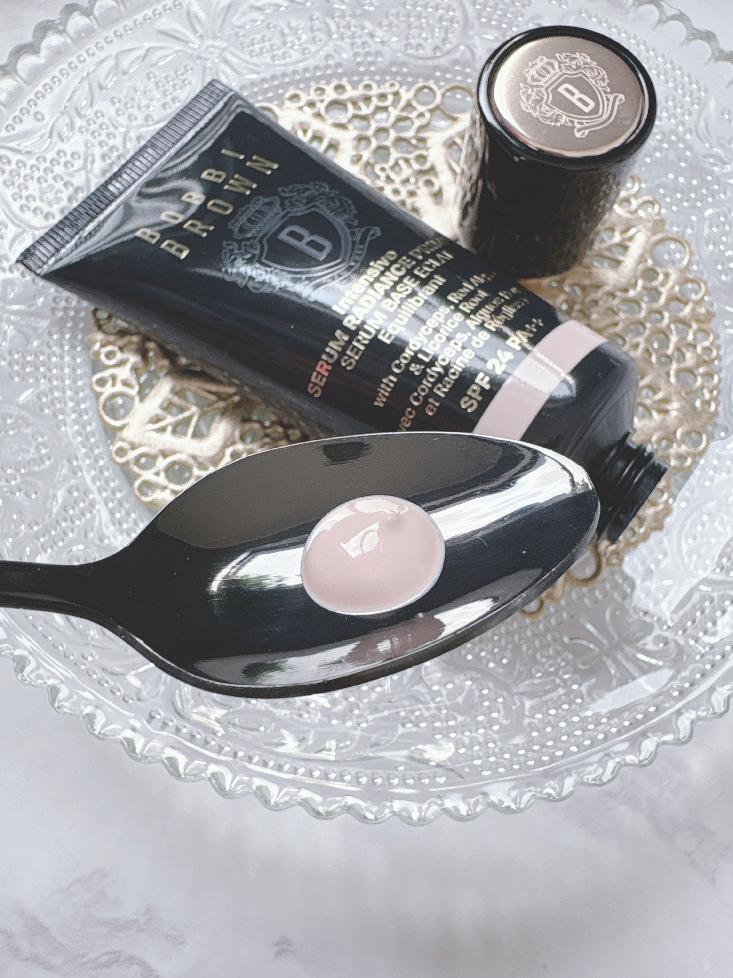 インテンシブ セラム ラディアンス プライマー/BOBBI BROWN/化粧下地を使ったクチコミ（2枚目）