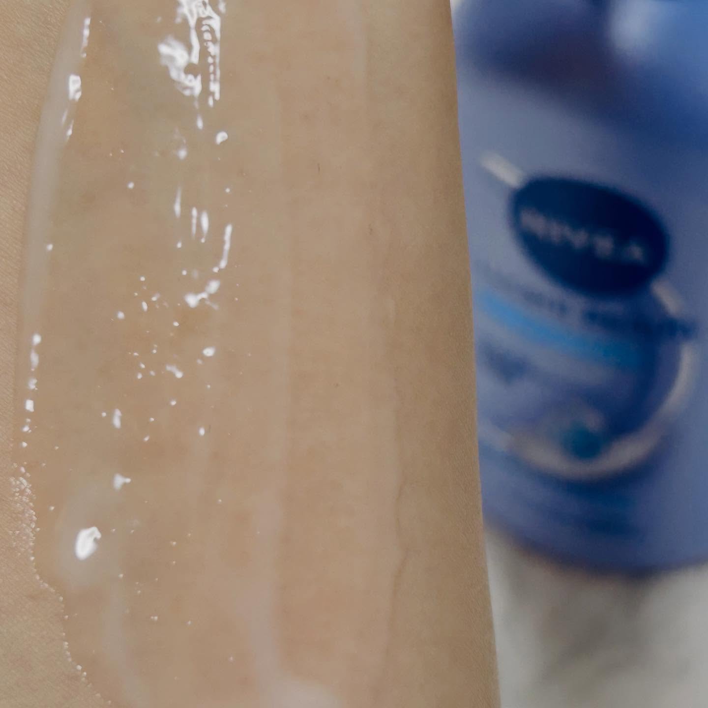 【医薬部外品】ニベア ルーセントビューティ シルクブライトニング ブライトニング美容液ボディミルク/ニベア/ボディミルクを使ったクチコミ（3枚目）