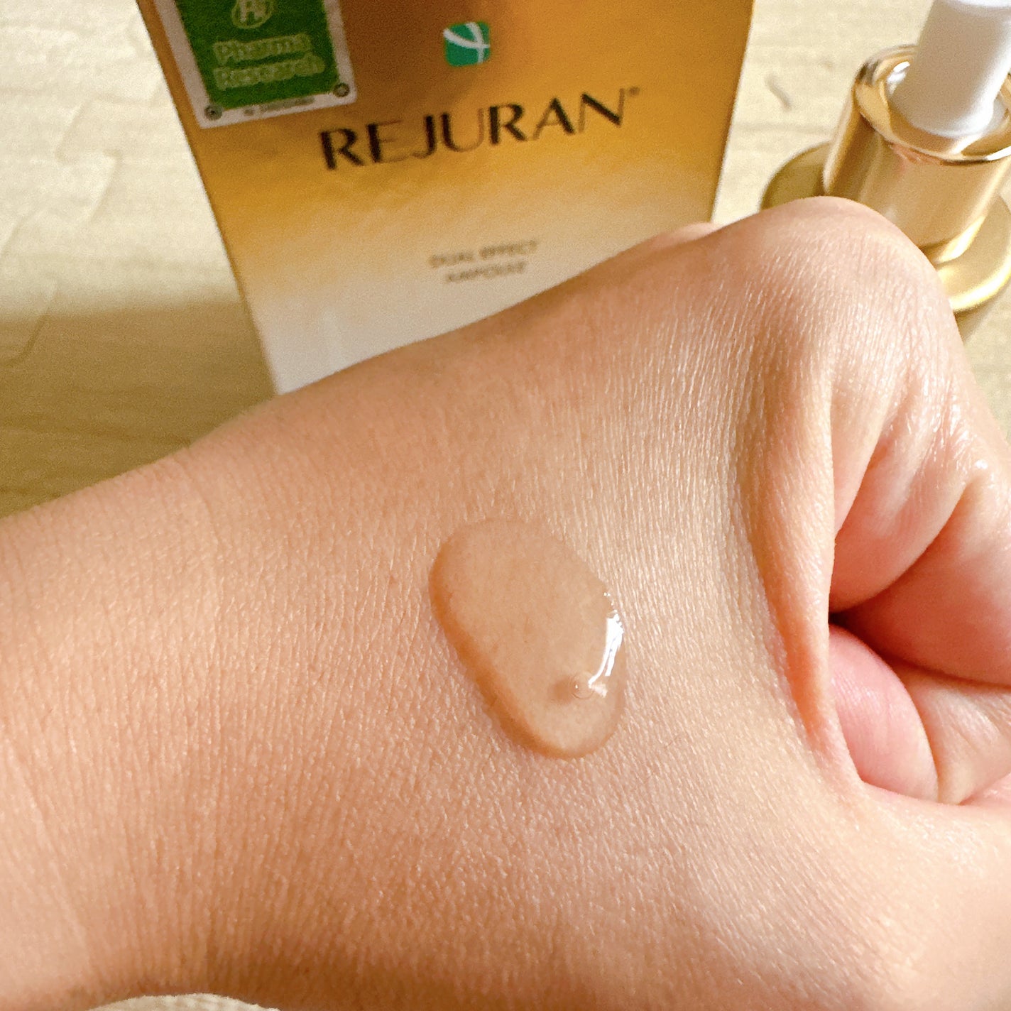 REJURAN ãã¥ã¢ã«ãšãã§ã¯ãã¢ã³ãã« 30ml/REJURAN COSMETICS/çŸå®¹æ¶²ã䜿ã£ãã¯ãã³ãïŒ4æç®ïŒ