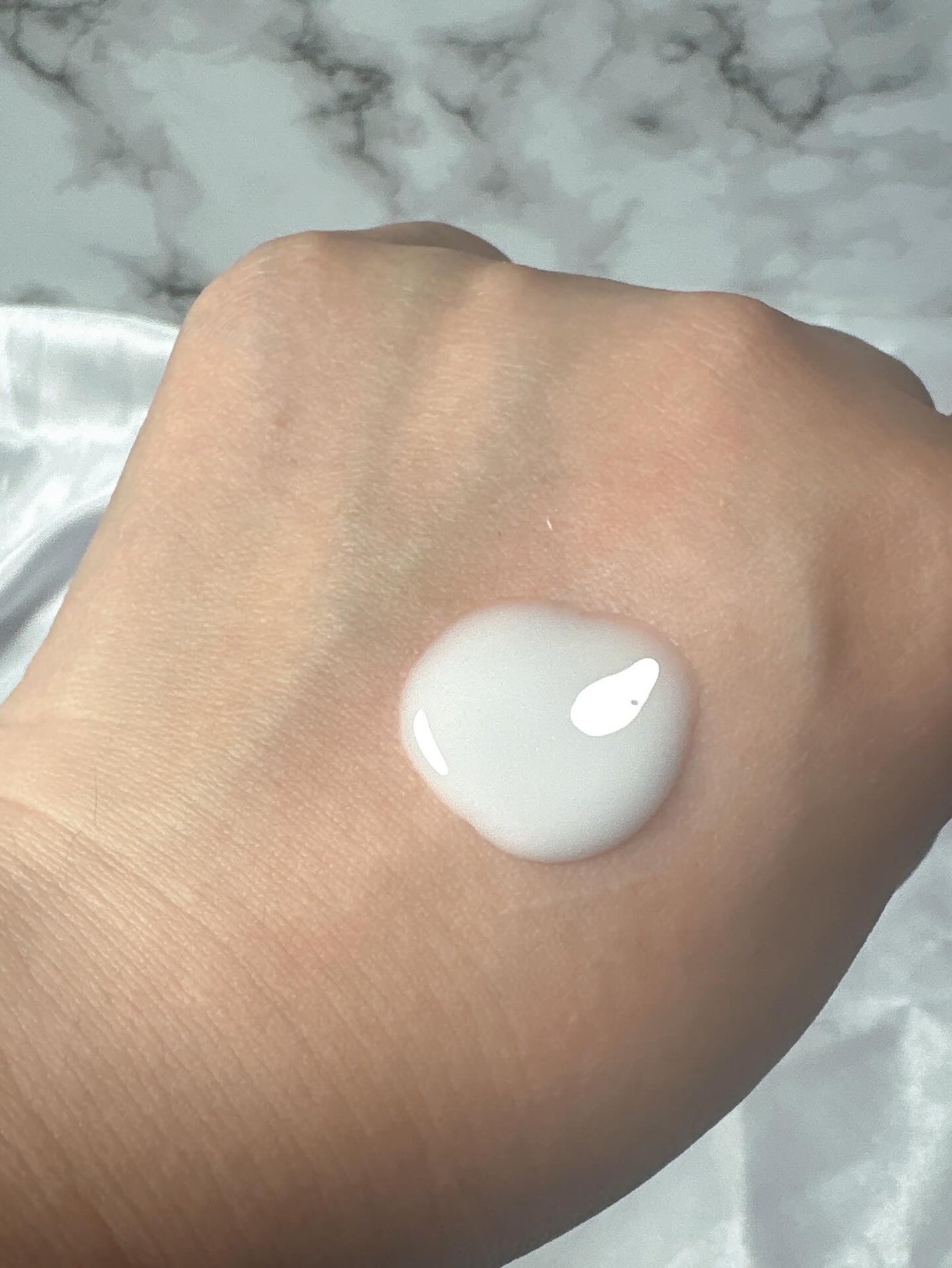 【医薬部外品】ニベア ルーセントビューティ シルクブライトニング ブライトニング美容液ボディミルク/ニベア/ボディミルクを使ったクチコミ(5枚目)