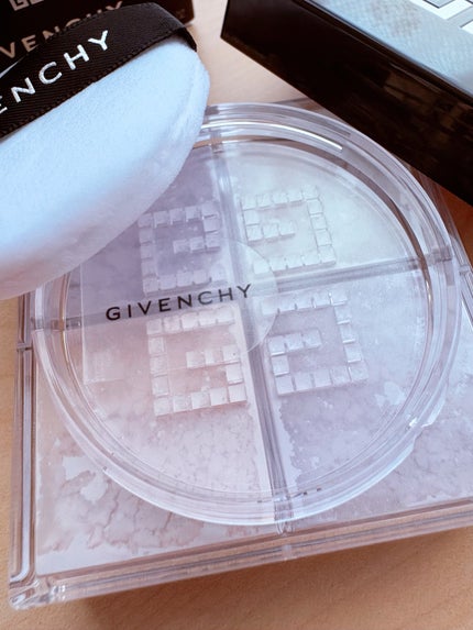 プリズム・リーブル/GIVENCHY/ルースパウダーを使ったクチコミ(2枚目)