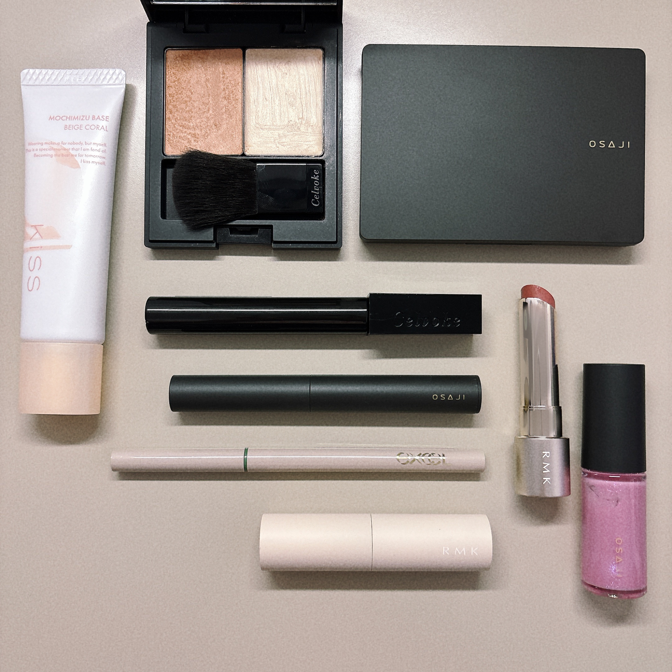 ニュアンス リップグロス EX02 Hikarinomukou〈光のむこう〉/OSAJI/リップグロスを使ったクチコミ（1枚目）