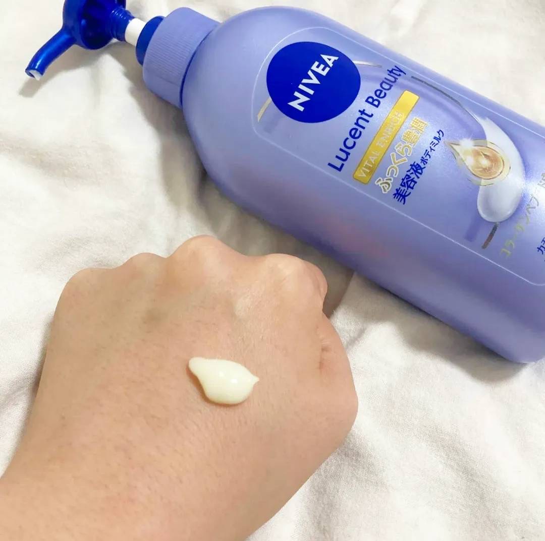 ニベア ルーセントビューティ バイタルエンリッチ ふっくら豊潤美容液ボディミルク カモミール&ローズの香り/ニベア/ボディミルクを使ったクチコミ（2枚目）