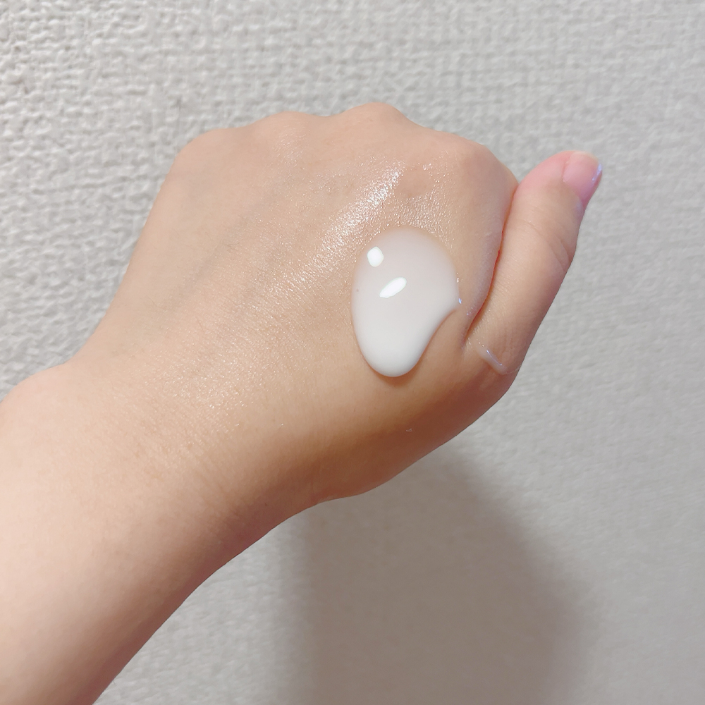 【医薬部外品】ニベア ルーセントビューティ シルクブライトニング ブライトニング美容液ボディミルク/ニベア/ボディミルクを使ったクチコミ（3枚目）