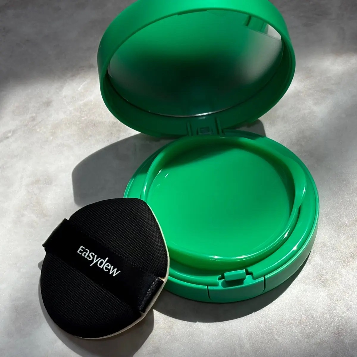 イージーデュー メラB トーニングアンプルクッション/Easydew/クッションファンデーションを使ったクチコミ（2枚目）