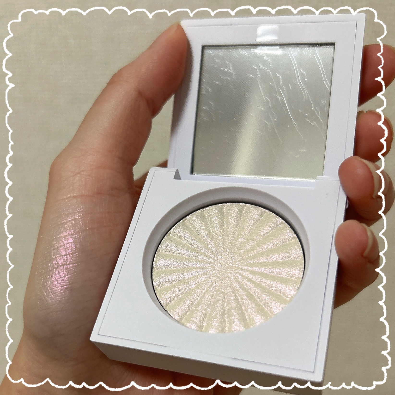 OFRA mini Highlighter/Ofra Cosmetics/パウダーハイライトを使ったクチコミ（2枚目）