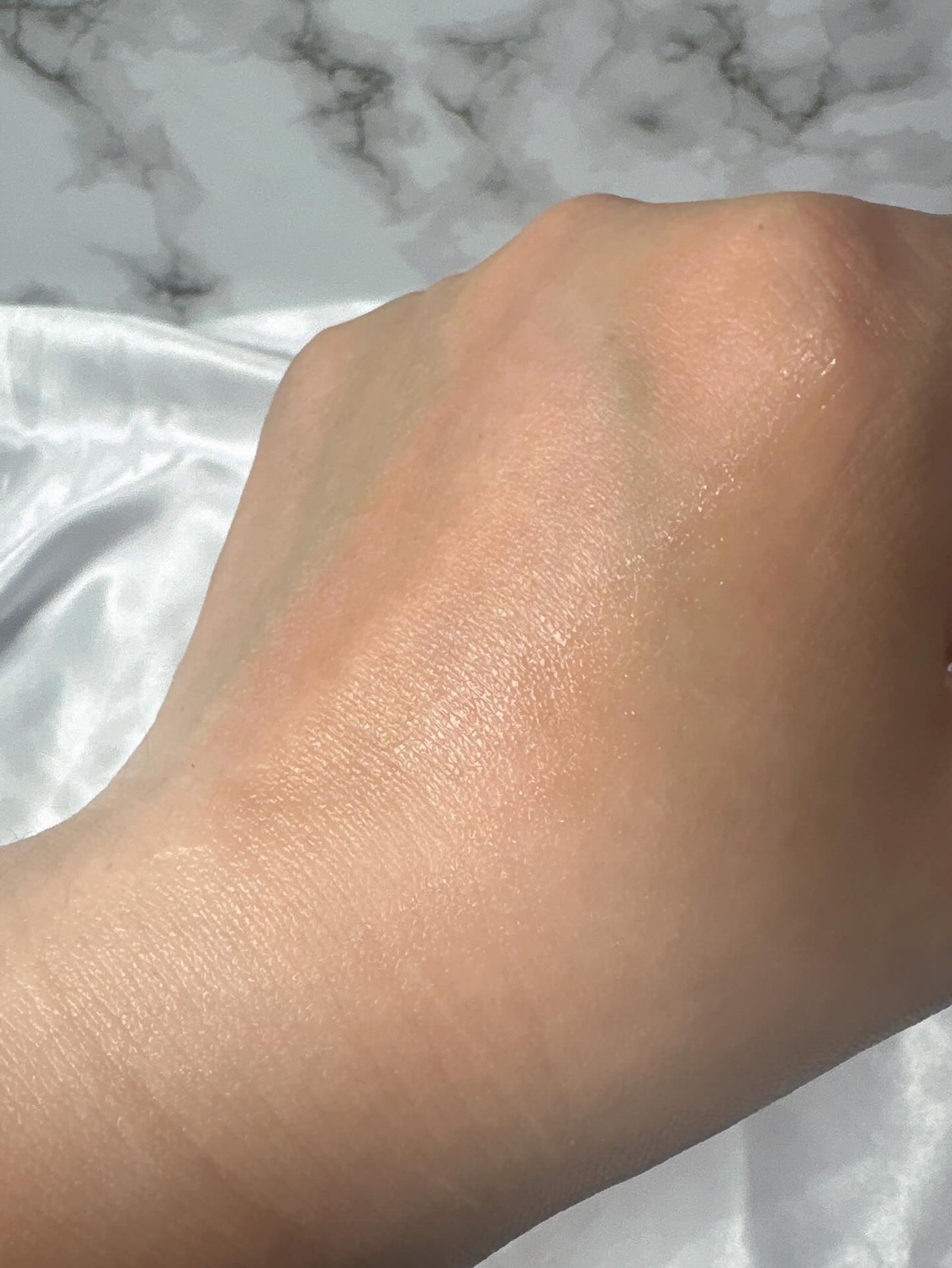 【医薬部外品】ニベア ルーセントビューティ シルクブライトニング ブライトニング美容液ボディミルク/ニベア/ボディミルクを使ったクチコミ(7枚目)