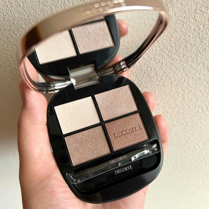スキンシャドウ デザイニング パレット/DECORTÉ/アイシャドウパレットを使ったクチコミ(6枚目)