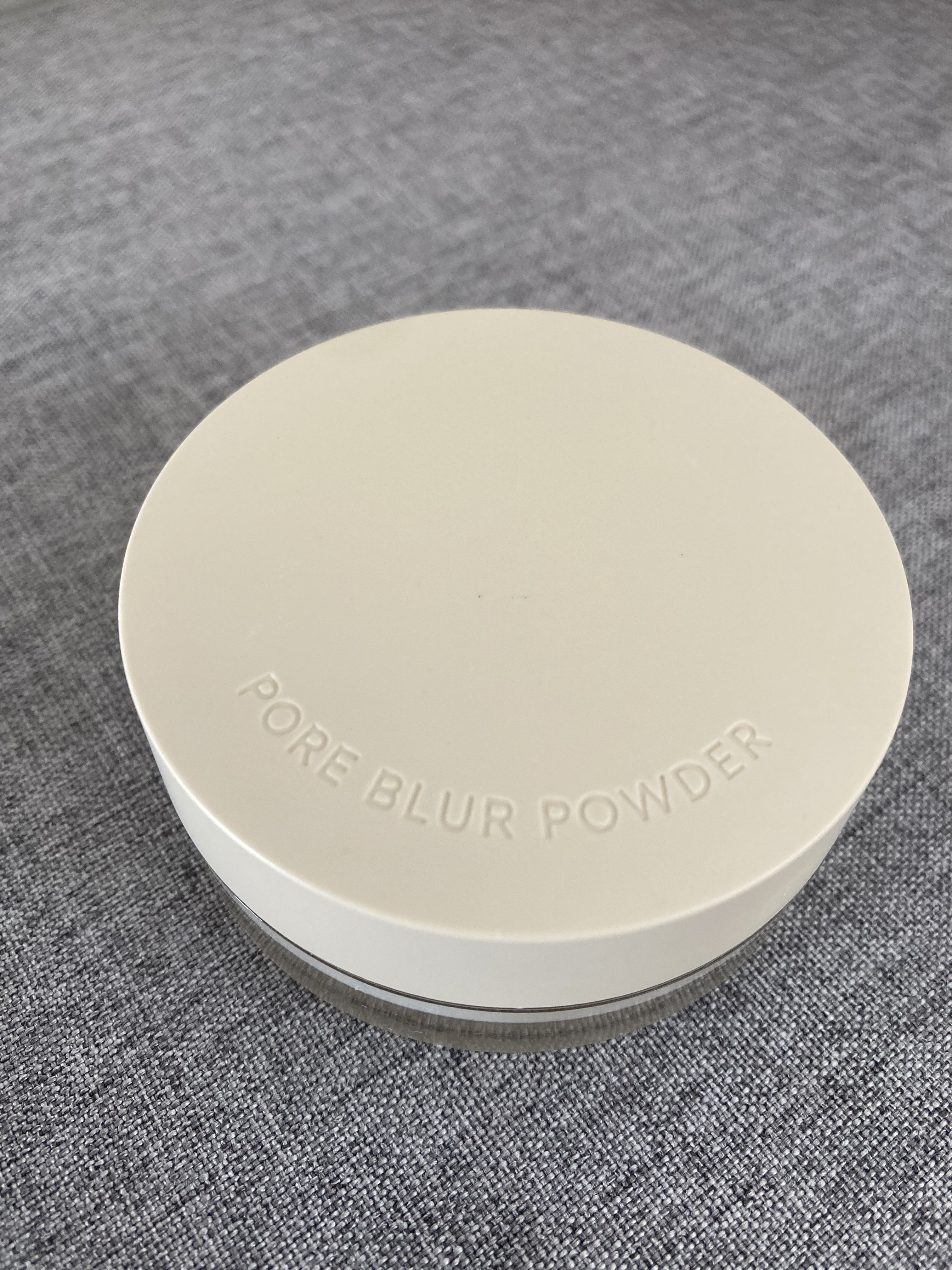 ポアブラー パウダー/innisfree/ルースパウダーを使ったクチコミ（1枚目）