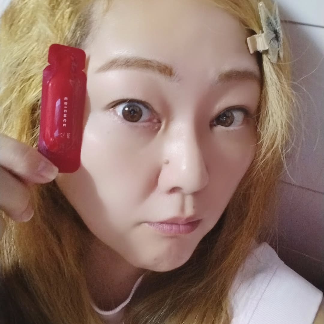 C×AZ ダーマインショット200/ESIENCE/美容液を使ったクチコミ（3枚目）