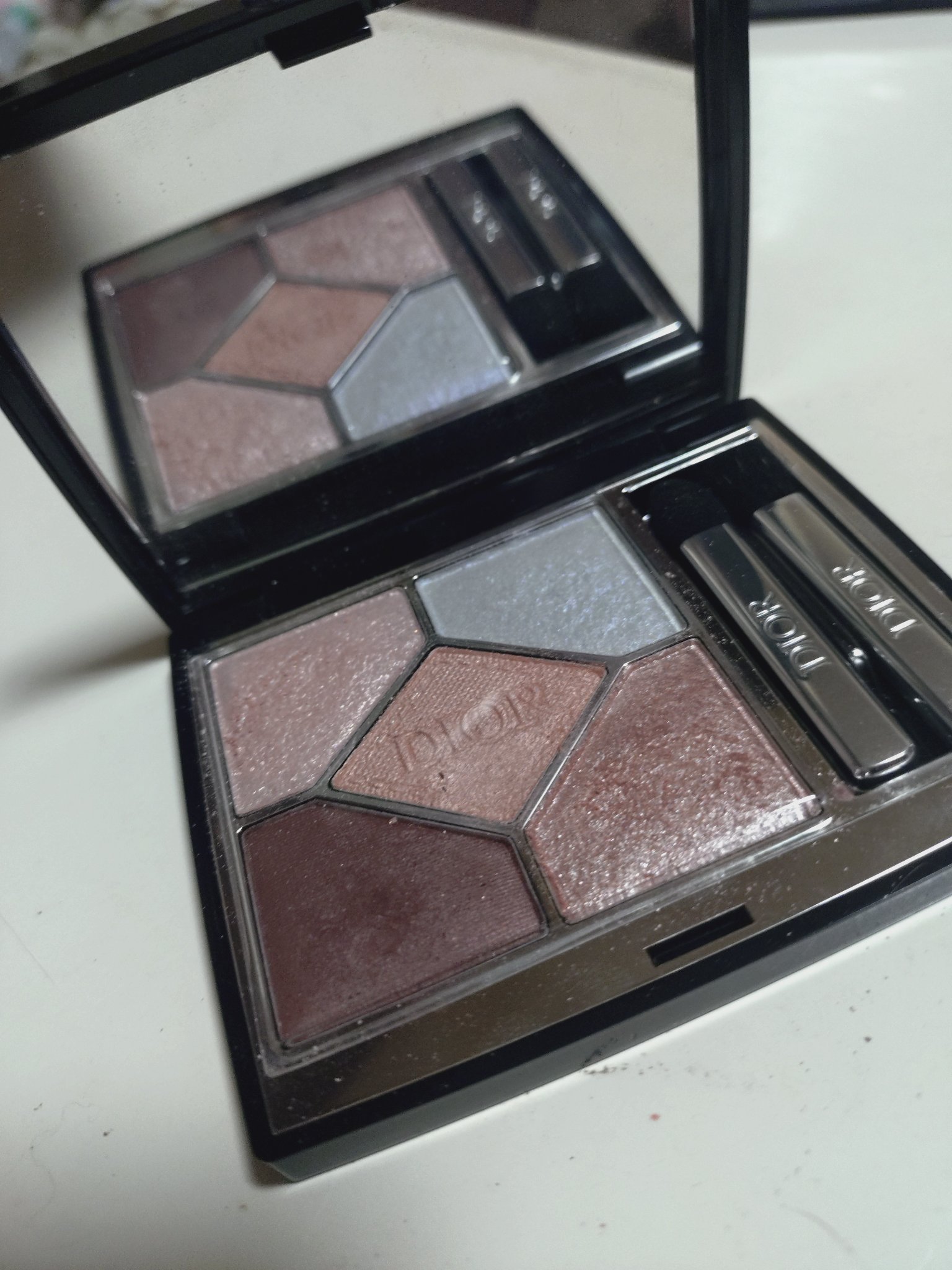 ディオールショウ サンク クルール/Dior/アイシャドウを使ったクチコミ（1枚目）