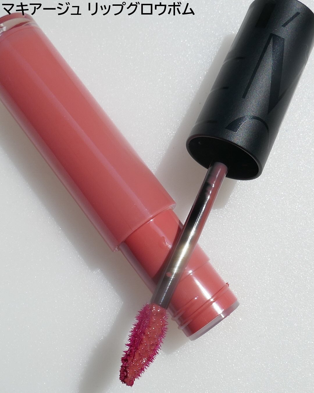 美的 on LIPS 「「リップティントって色もちはいいけれど、つけたてのツヤはいつの..」(3枚目)