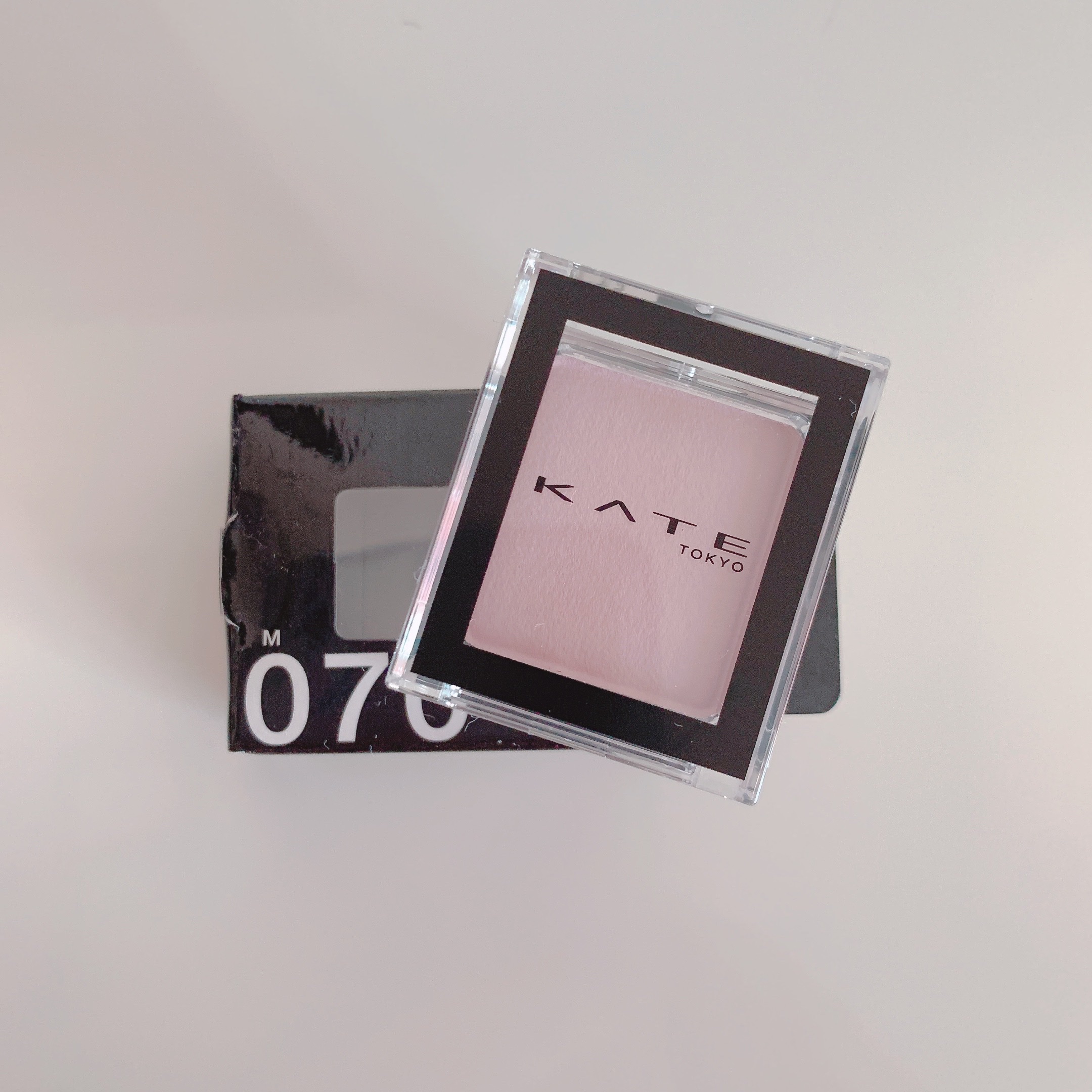 ケイト ザ アイカラー 070【マット】フォグピンク/KATE/単色アイシャドウを使ったクチコミ（2枚目）