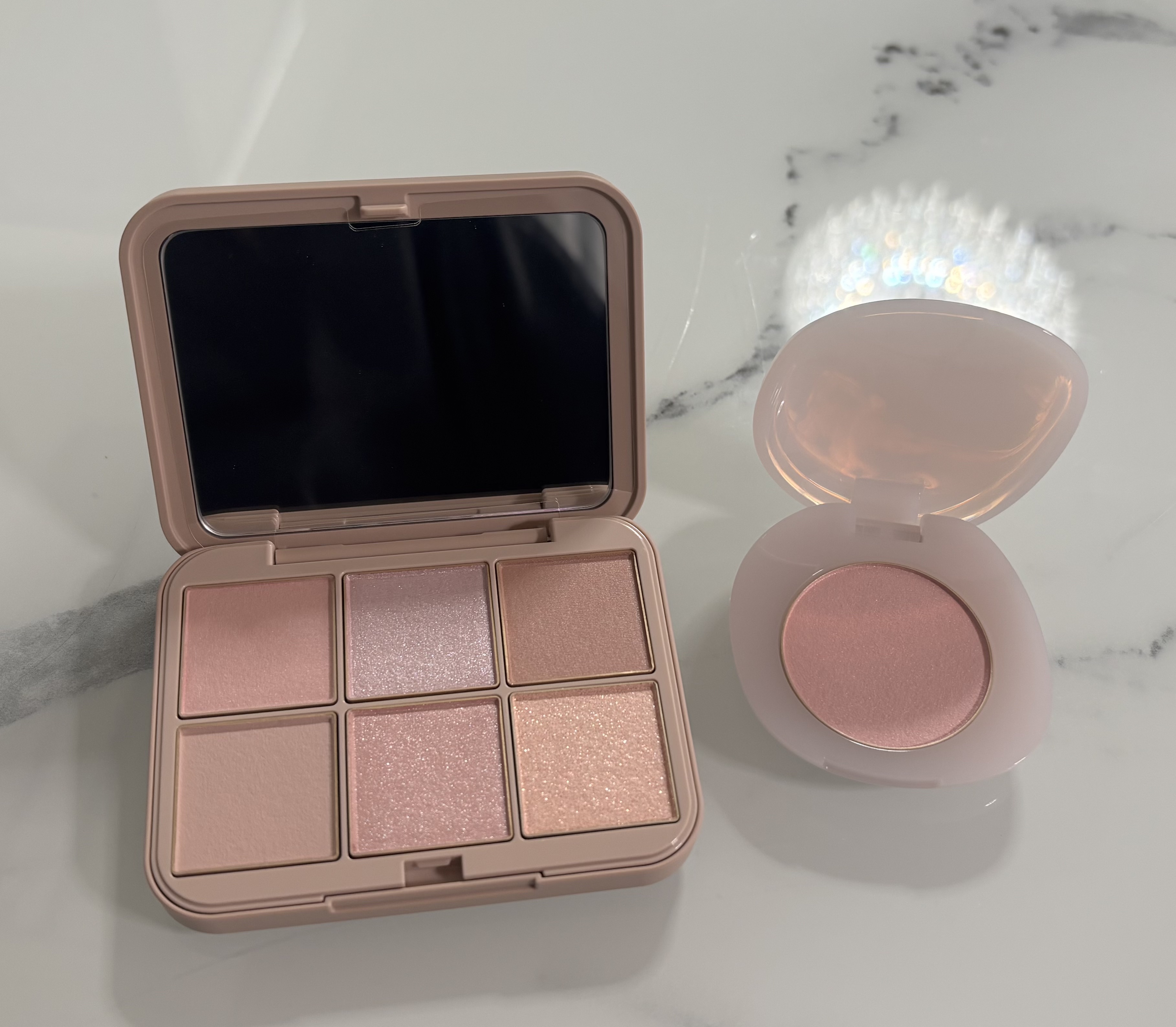 SNIDEL　ユーフォリック グロウ ブラッシュ 02 ヒトリゴト/SNIDEL BEAUTY/パウダーチークを使ったクチコミ（2枚目）