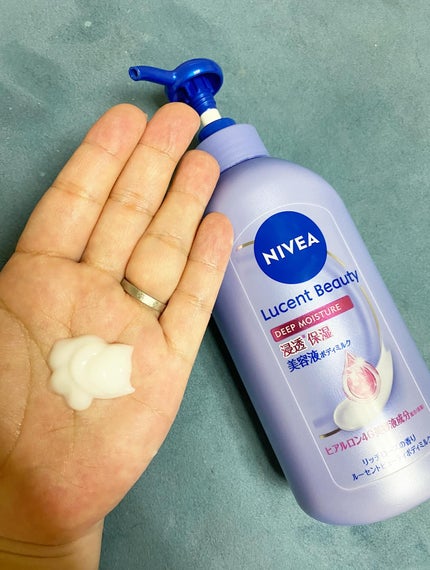 ニベア ルーセントビューティ ディープモイスチャー 浸透保湿美容液ボディミルク リッチローズの香り/ニベア/ボディミルクを使ったクチコミ(2枚目)