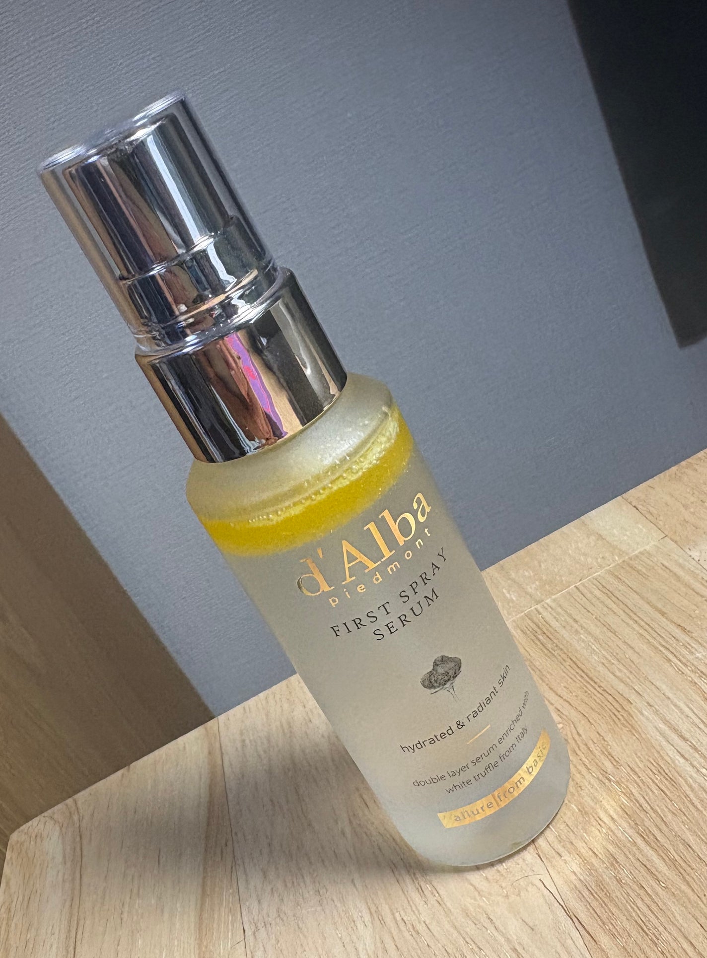 ダルバ ホワイトトリュフファーストスプレーセラム/ダルバ/ミスト状化粧水を使ったクチコミ(1枚目)