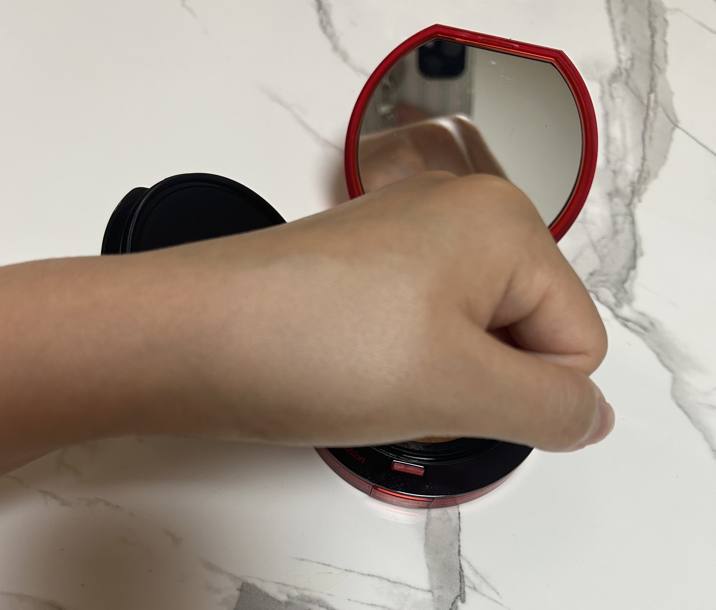 ビーベルベットカバークッション/espoir/クッションファンデーションを使ったクチコミ（2枚目）