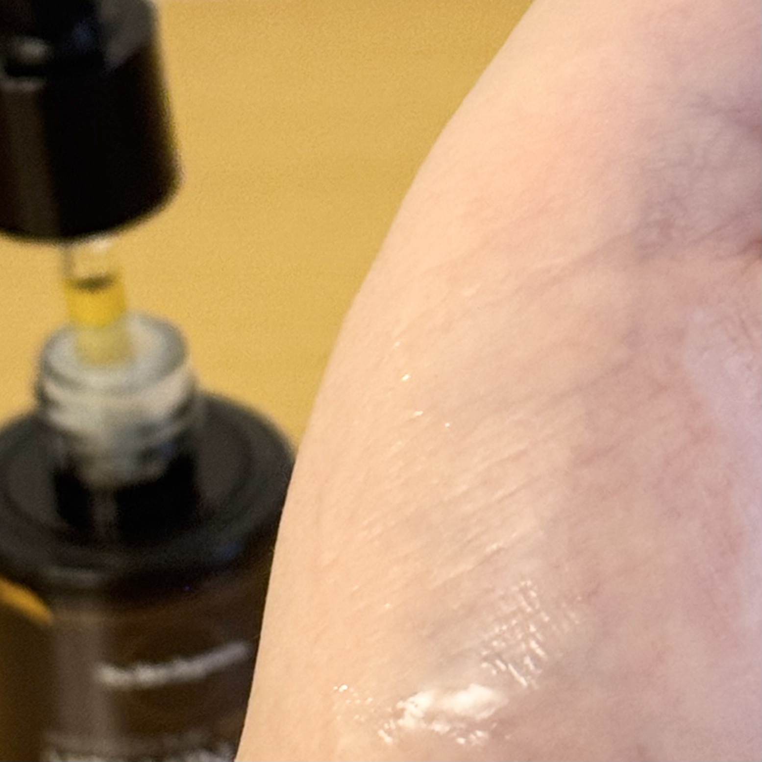 無水ビタミンCセラム/The Skin Supreme/美容液を使ったクチコミ（3枚目）