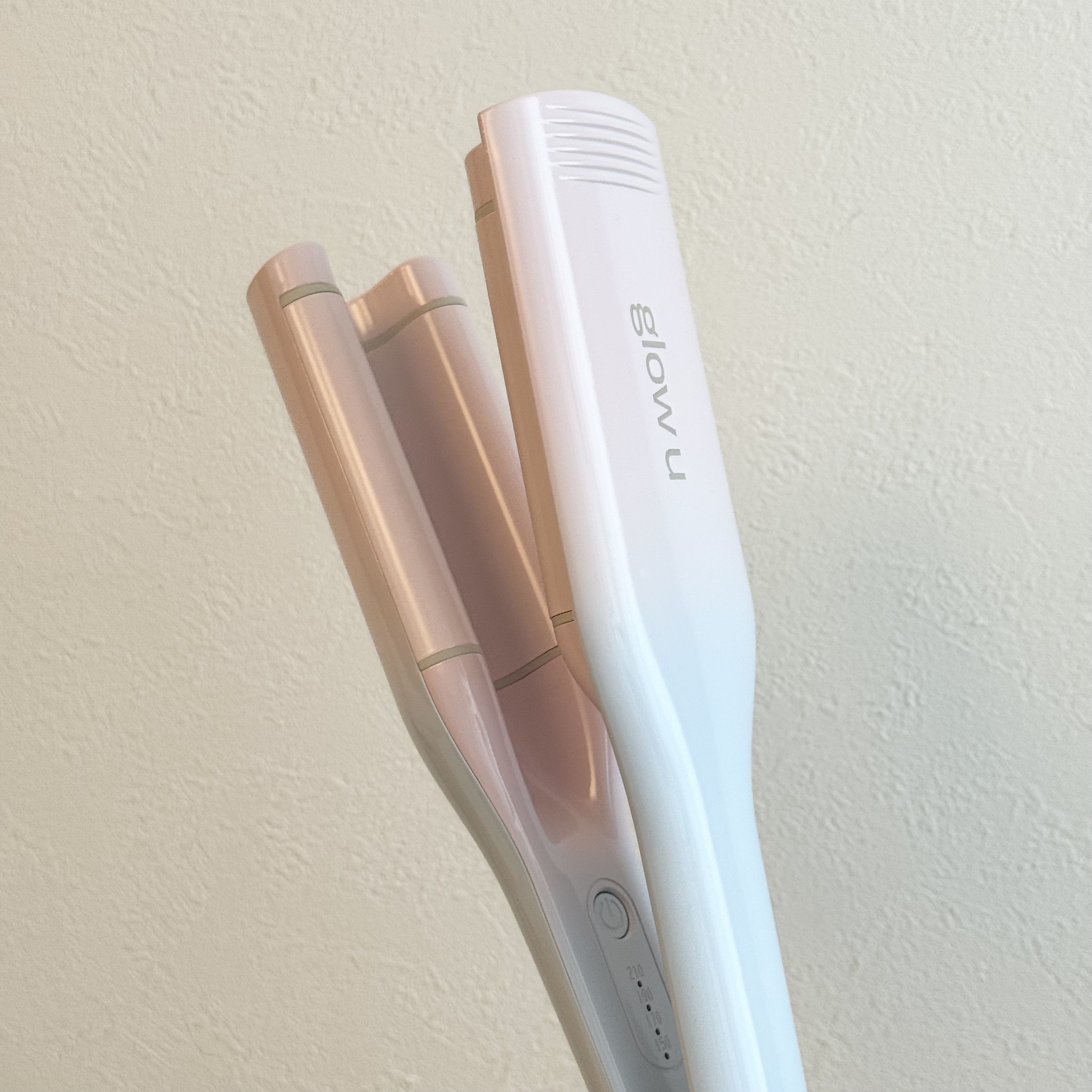 glow u ディープU ウェーブアイロンのクチコミ「┈┈┈┈┈┈┈┈┈┈

glow u

ディープU ウェーブアイロン 32mm

┈┈┈┈┈┈.....」（2枚目）