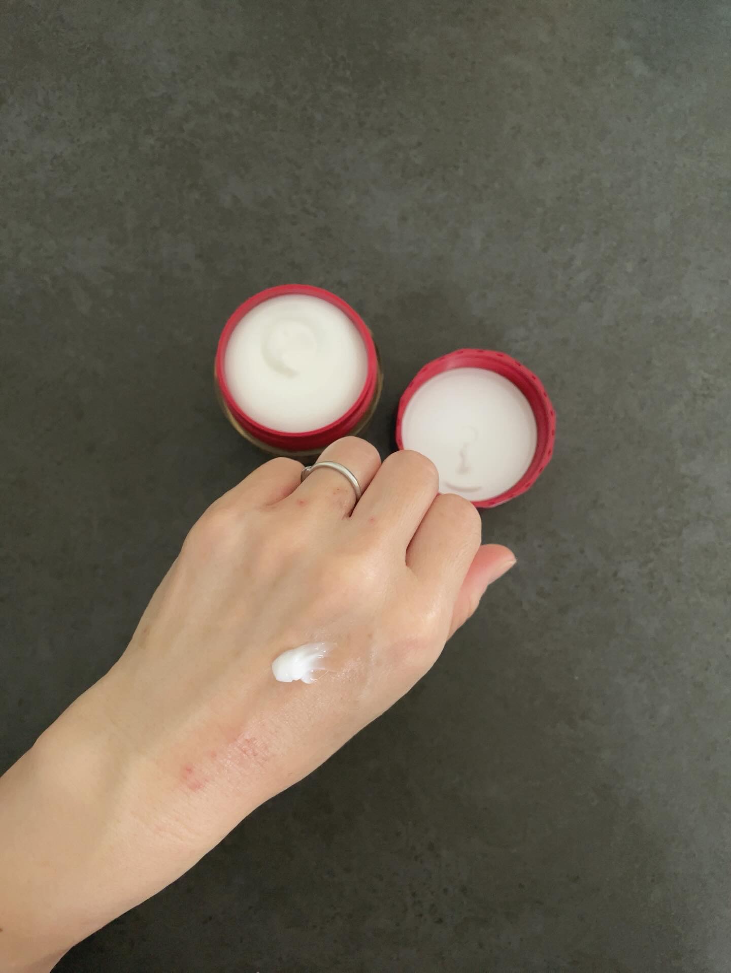 グレイス ワン リンクルケア リンクルリフトＶ ナイトリペアクリーム/グレイスワン/フェイスクリームを使ったクチコミ（3枚目）