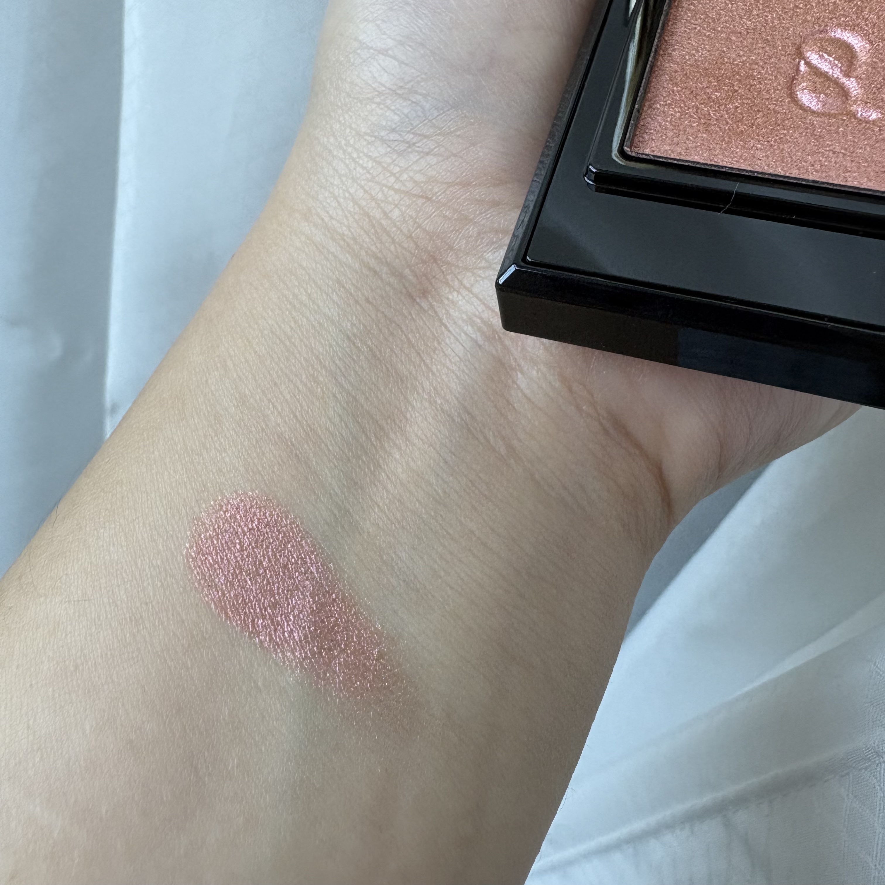 モノ ルック アイズ/SUQQU/単色アイシャドウを使ったクチコミ（3枚目）