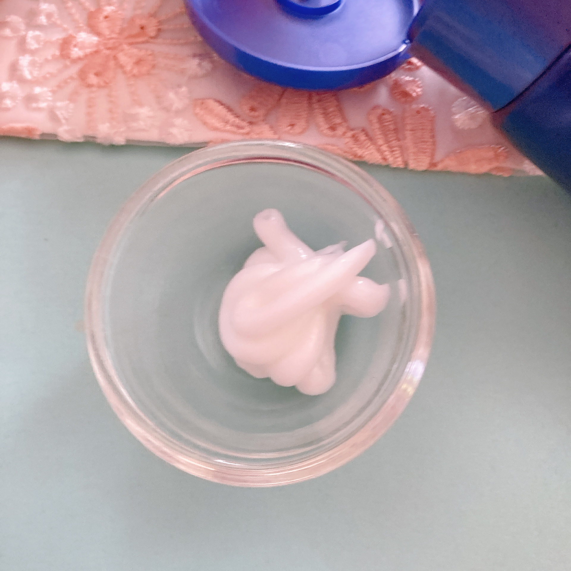 ラックス　スーパーリッチシャイン  リラックスナイトケア　まとまりチューブトリートメント/LUX/洗い流すヘアトリートメントを使ったクチコミ（3枚目）