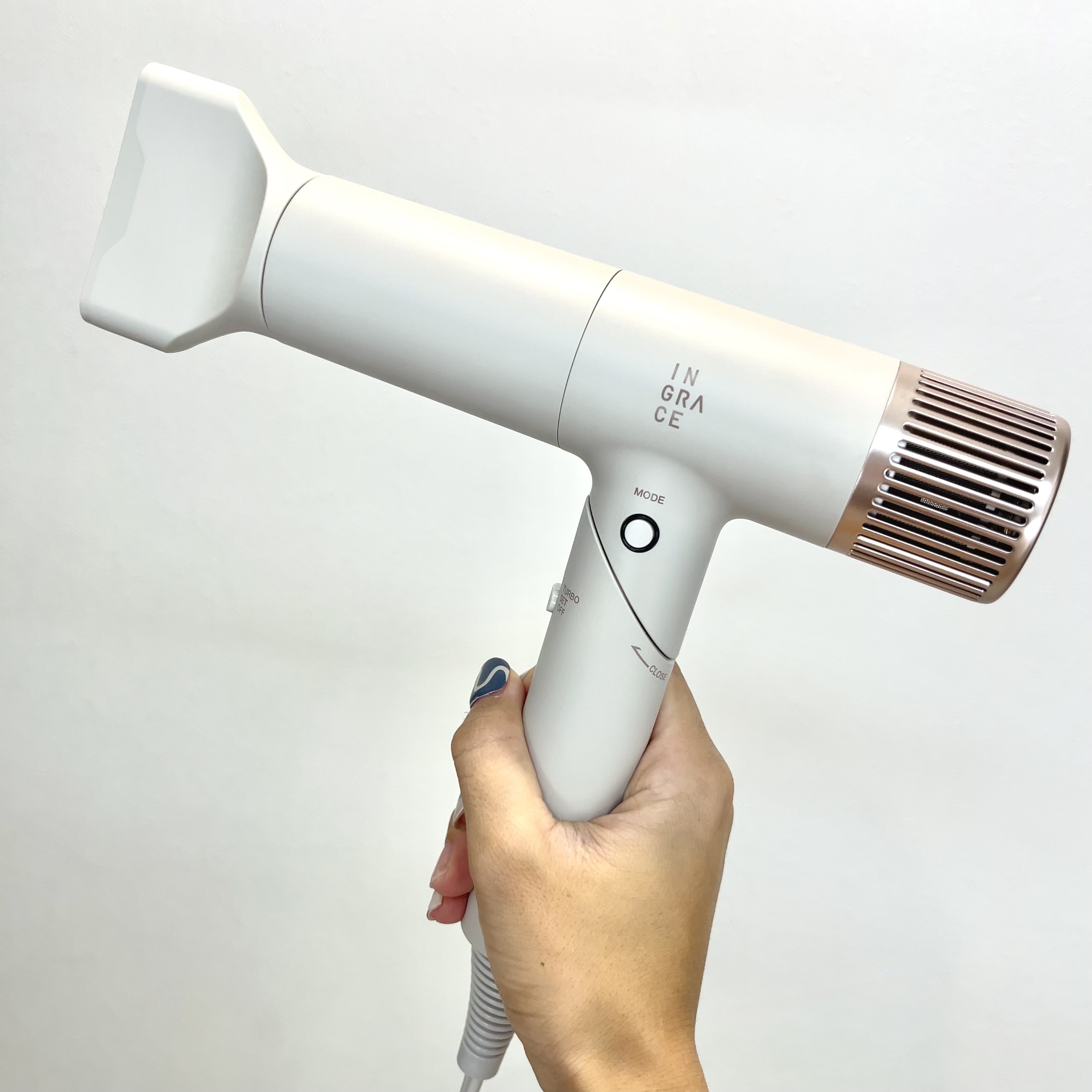INGRACE Velena hair dryer MBD002A-G/INGRACE/ドライヤーを使ったクチコミ（2枚目）