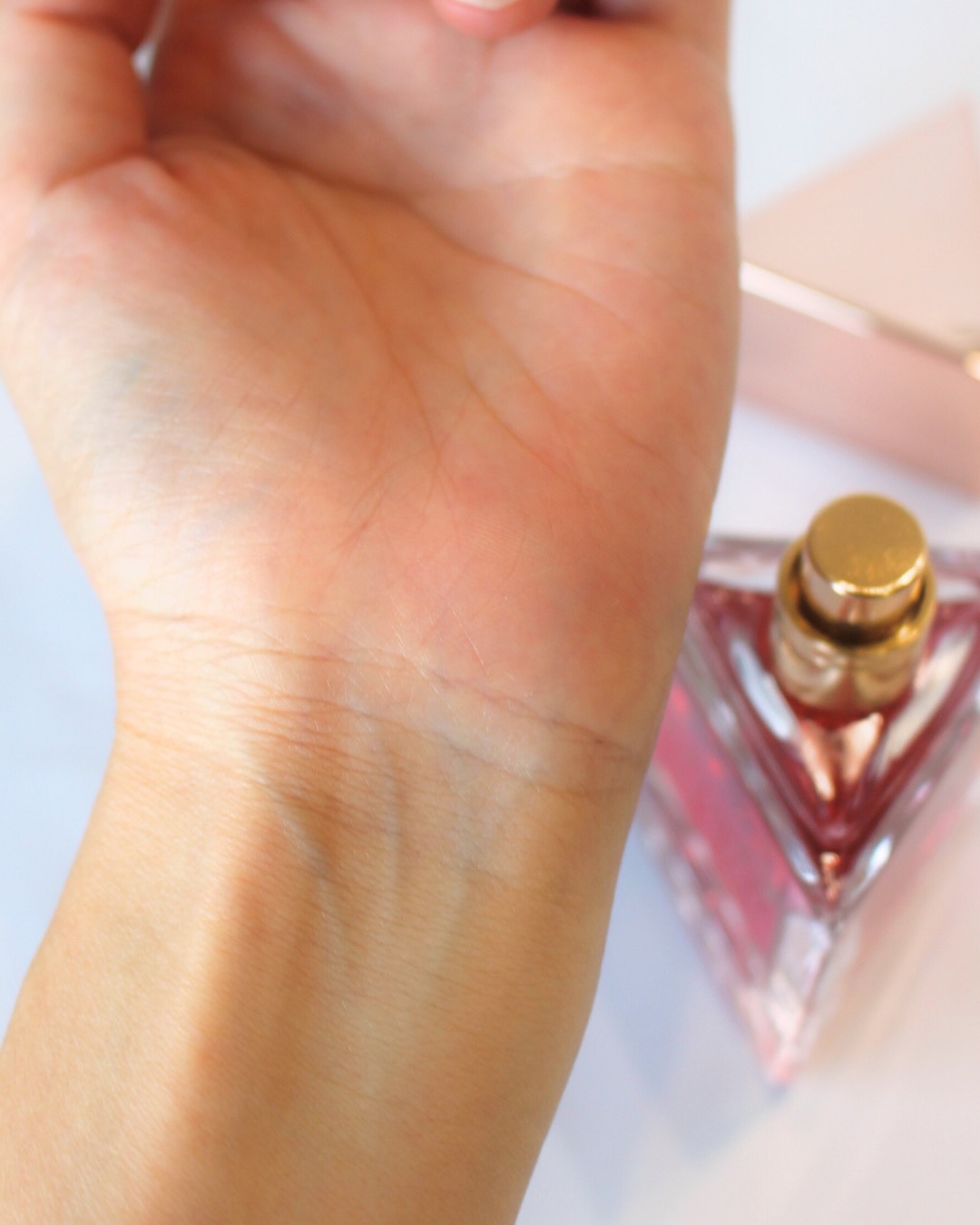 ヴァシリーサ グレイス ルージュ オードパルファム/ヴァシリーサ/香水(レディース)を使ったクチコミ（3枚目）