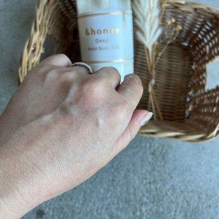 ディープ モイストボディミルク/&honey/ボディミルクを使ったクチコミ(4枚目)