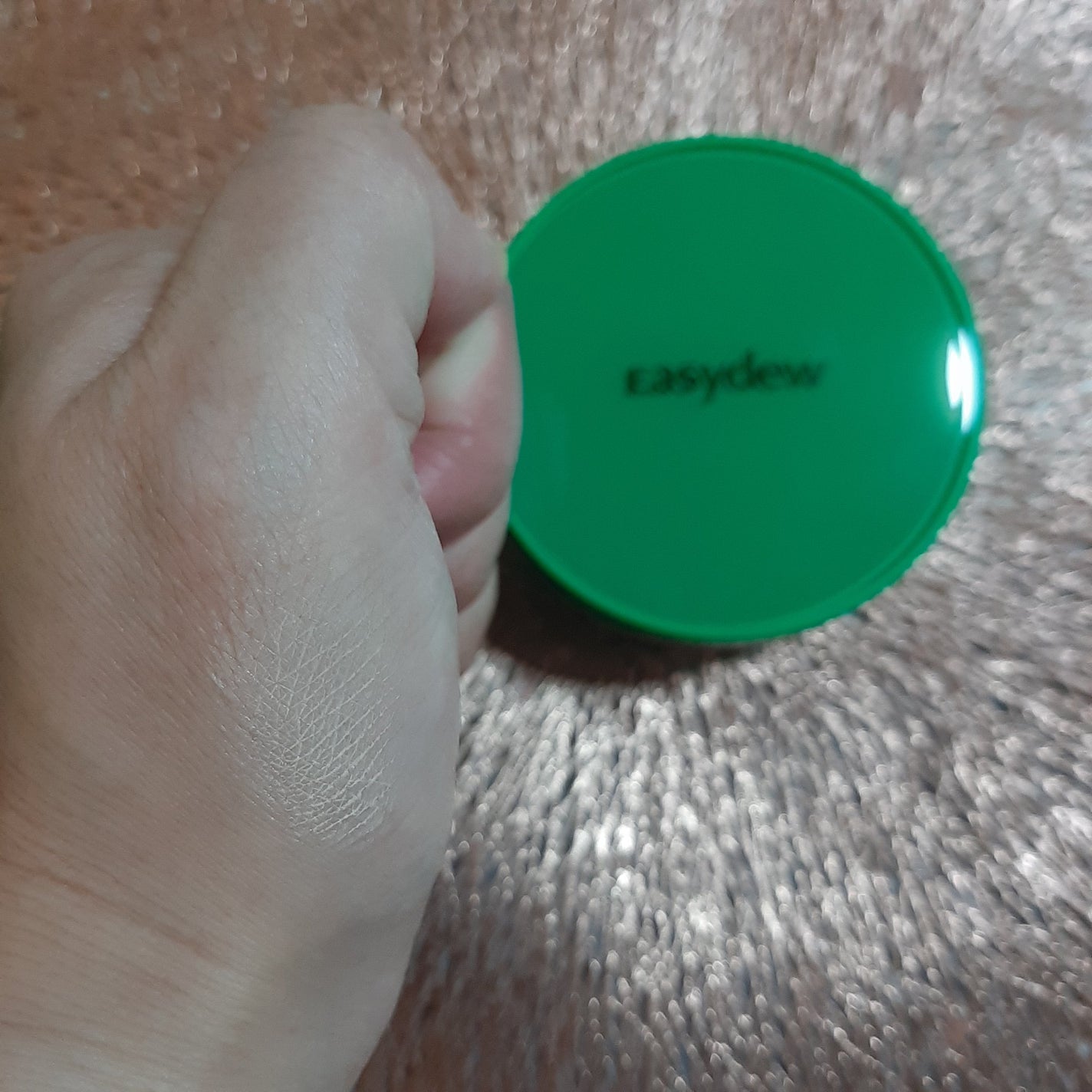 イージーデュー メラB トーニングアンプルクッション/Easydew/クッションファンデーションを使ったクチコミ(2枚目)