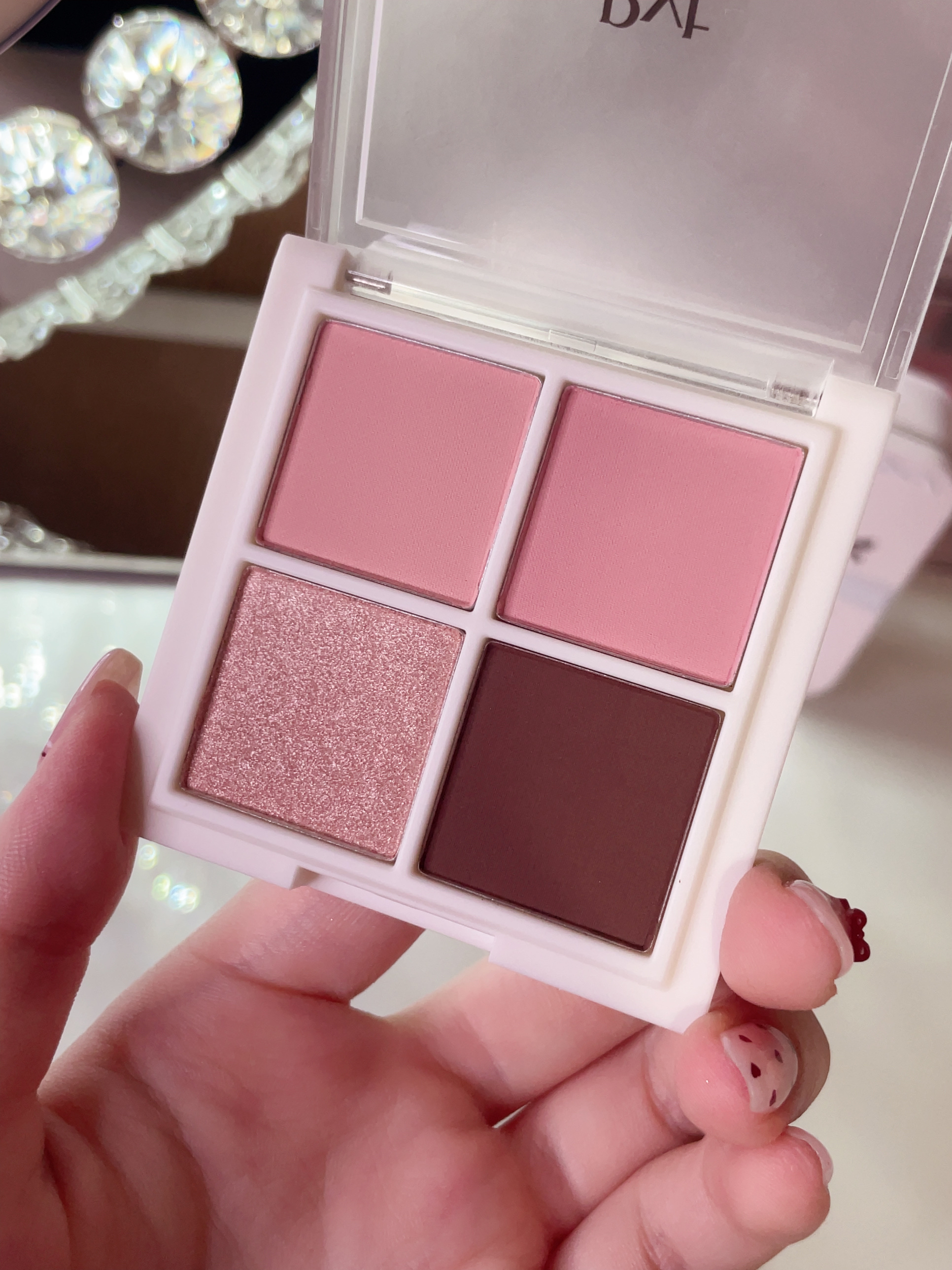 NINCHI EYEPALETTE/Pyt/アイシャドウパレットを使ったクチコミ（1枚目）