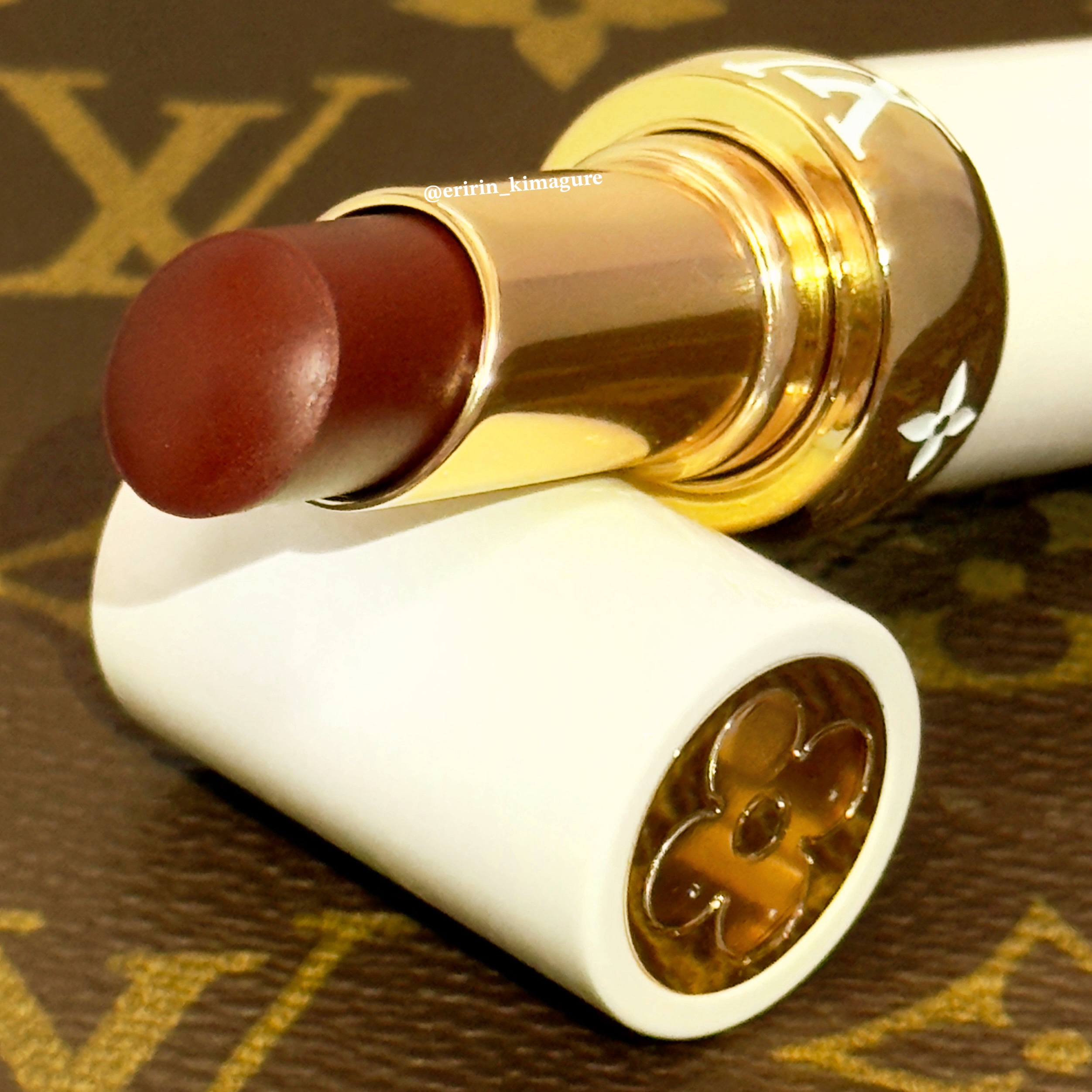 ヴィトン　バーム　リップ　口紅　030 新品 ヴィトン バーム リップ 口紅 030 新品 ラ・ボーテ ルイ