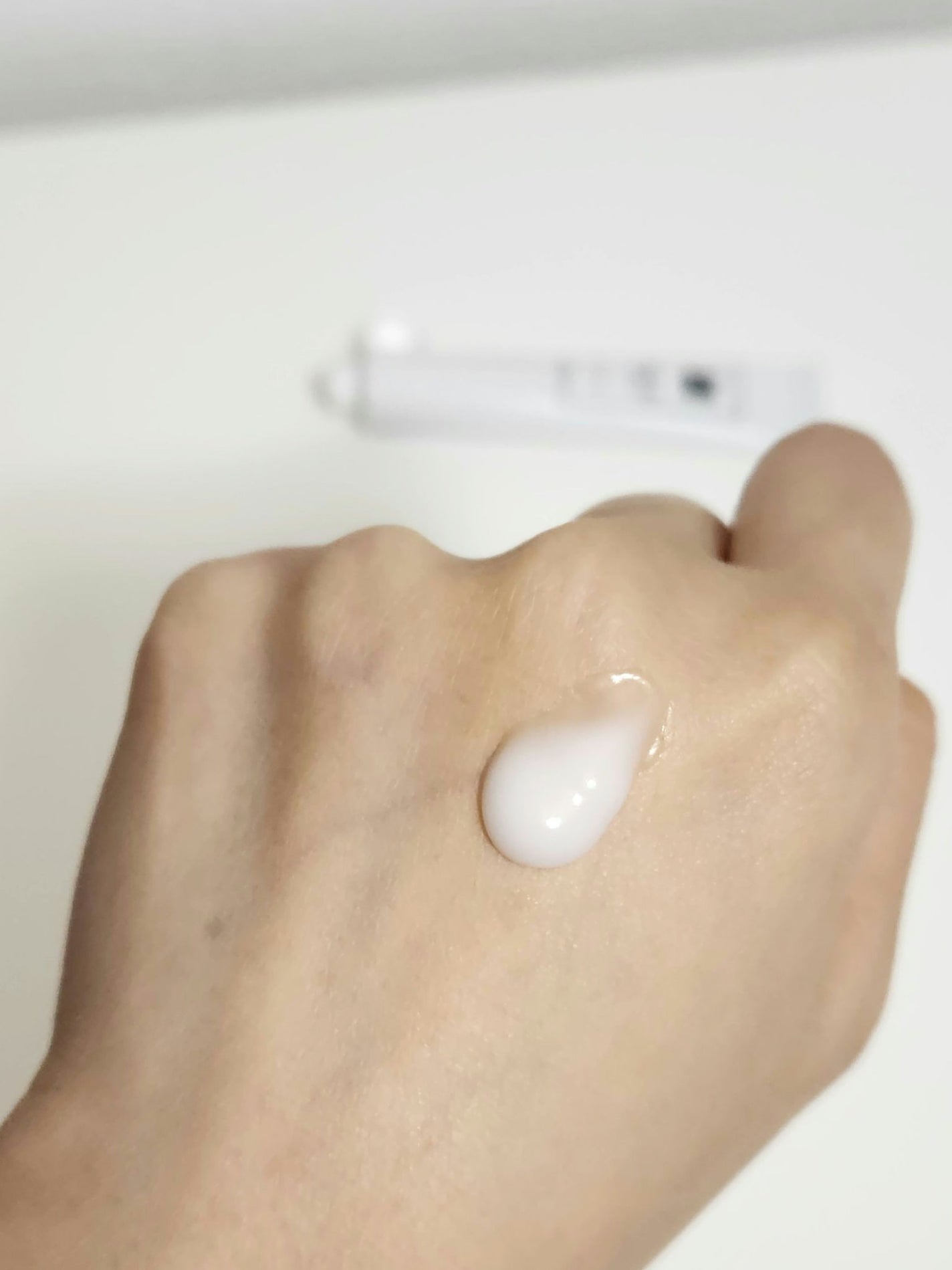 HILLSハンドネイル美容クリーム Luxury/HILLS JAPAN/ハンドクリームを使ったクチコミ(7枚目)