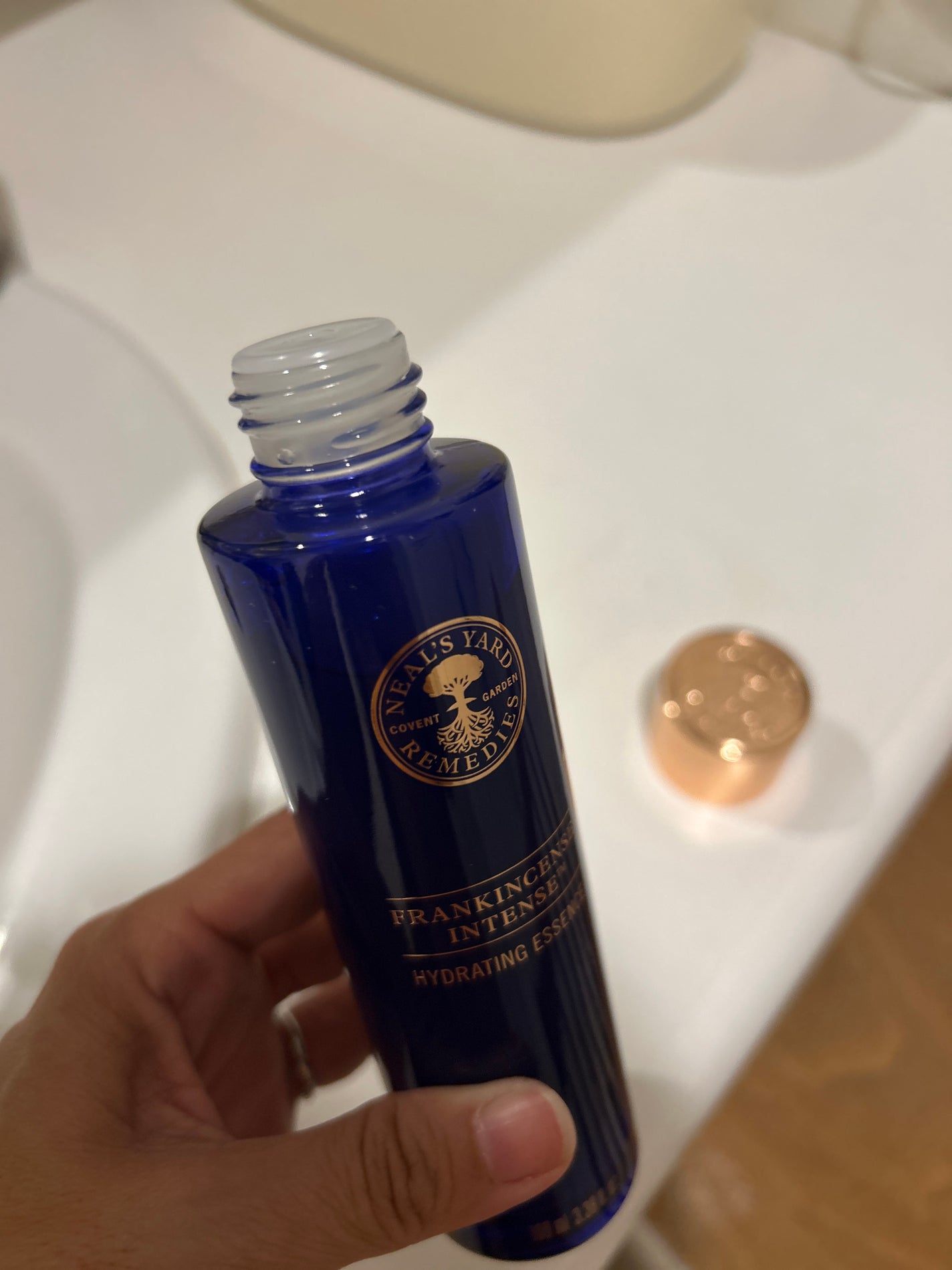 フランキンセンス インテンス ハイドレイティングエッセンス/ニールズヤード レメディーズ/化粧水を使ったクチコミ(2枚目)