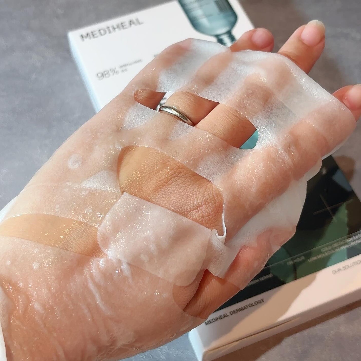 マデカッソシド エッセンシャルマスク/MEDIHEAL/シートマスク・パックを使ったクチコミ(4枚目)