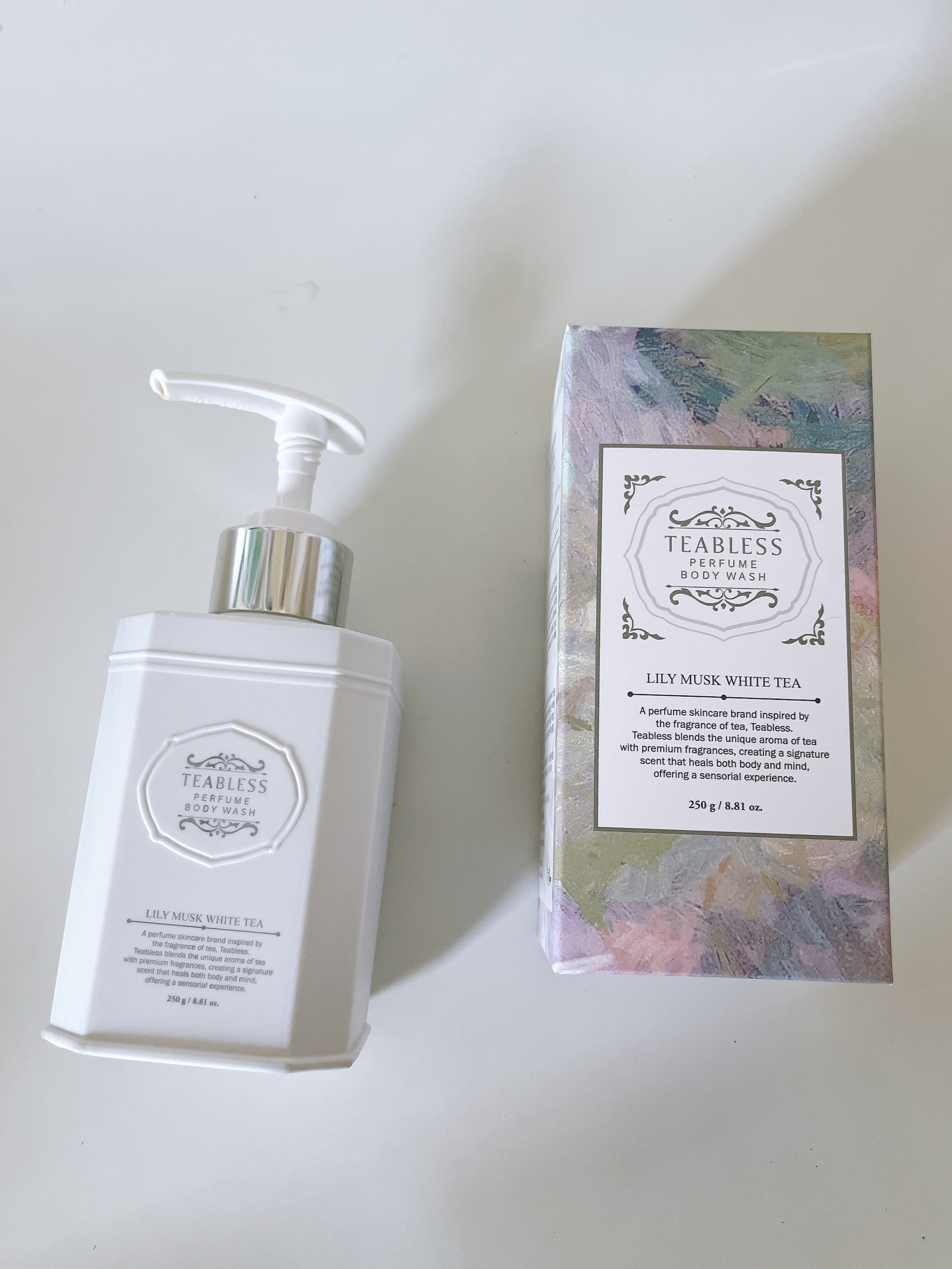 パフュームボディローション リリィムスクホワイトティー/TEABLESS/ボディローションを使ったクチコミ（1枚目）