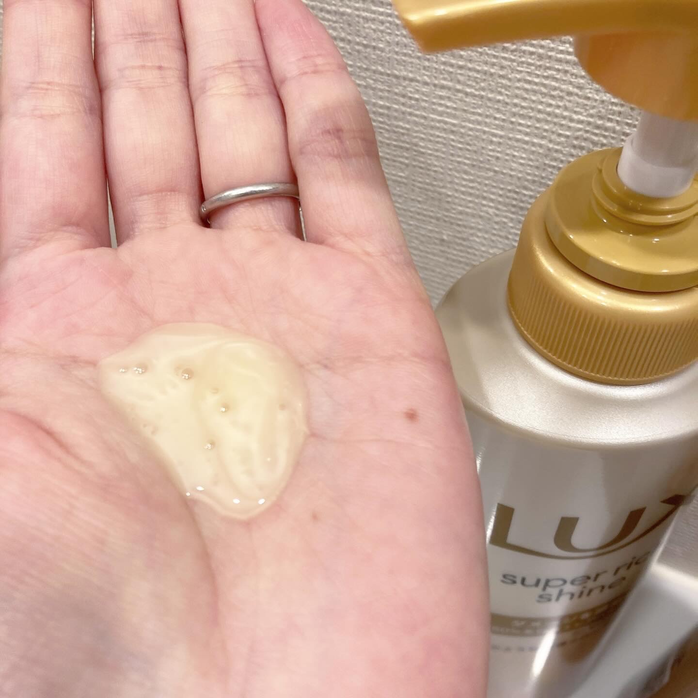 スーパーリッチシャイン ダメージリペア 補修シャンプー / 補修コンディショナー/LUX/市販シャンプーを使ったクチコミ（3枚目）