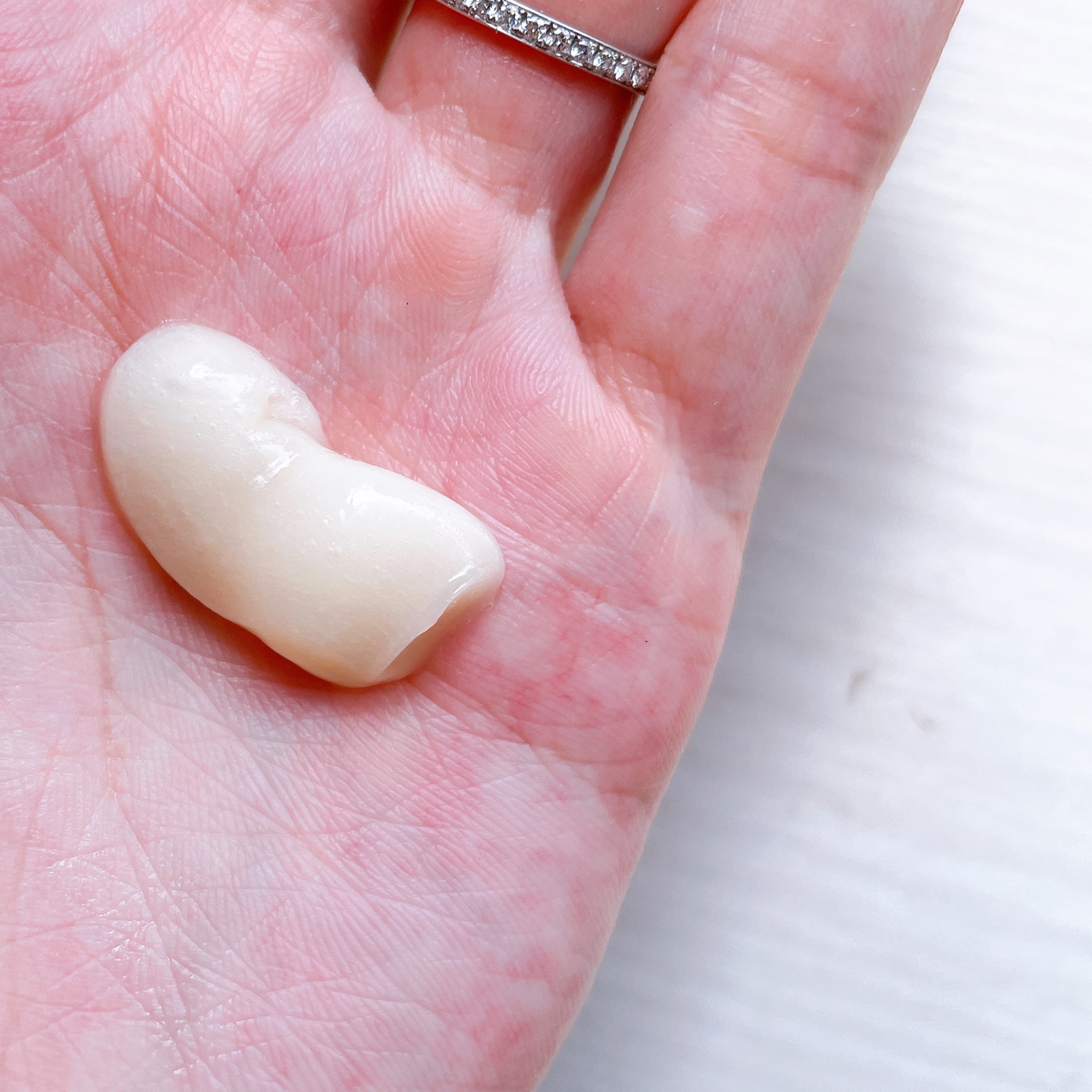 ラックススーパーリッチシャインダメージリペア補修ヘアオイル/LUX/ヘアオイルを使ったクチコミ（3枚目）