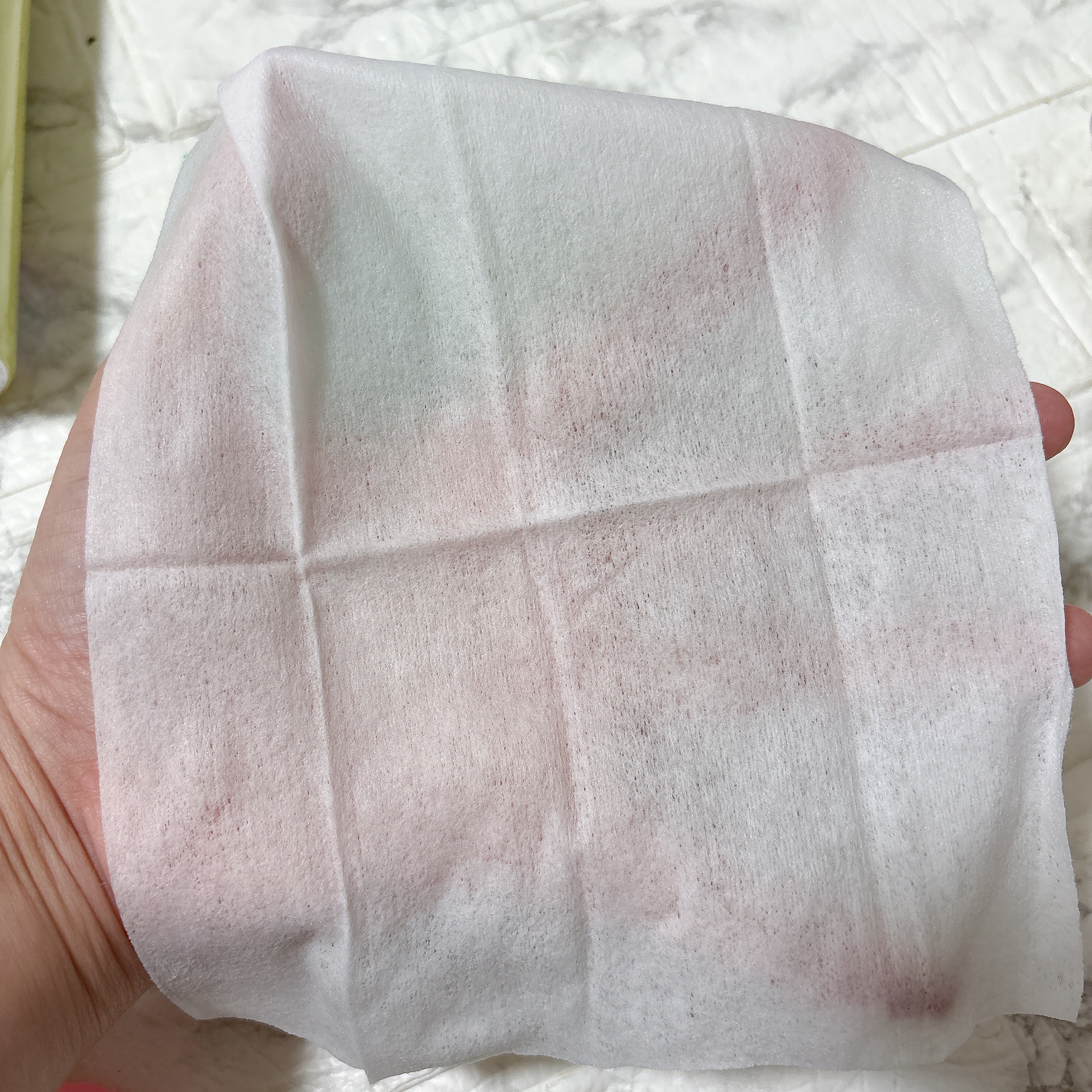 セリア ふくだけ10秒！角質つるんピーリングケアのクチコミ「✔︎ふくだけ10秒！角質つるんピーリングケア





セリアの商品なのかな？
朝楽ふきとり化.....」（2枚目）