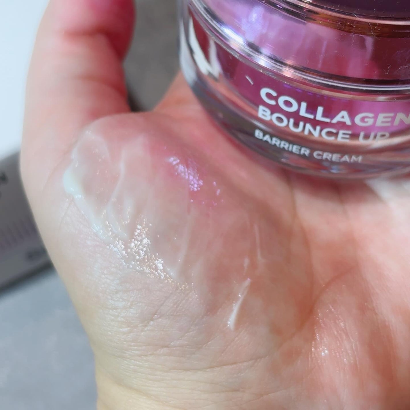 コラーゲンバウンスアップバリアクリーム/SNP/フェイスクリームを使ったクチコミ(3枚目)