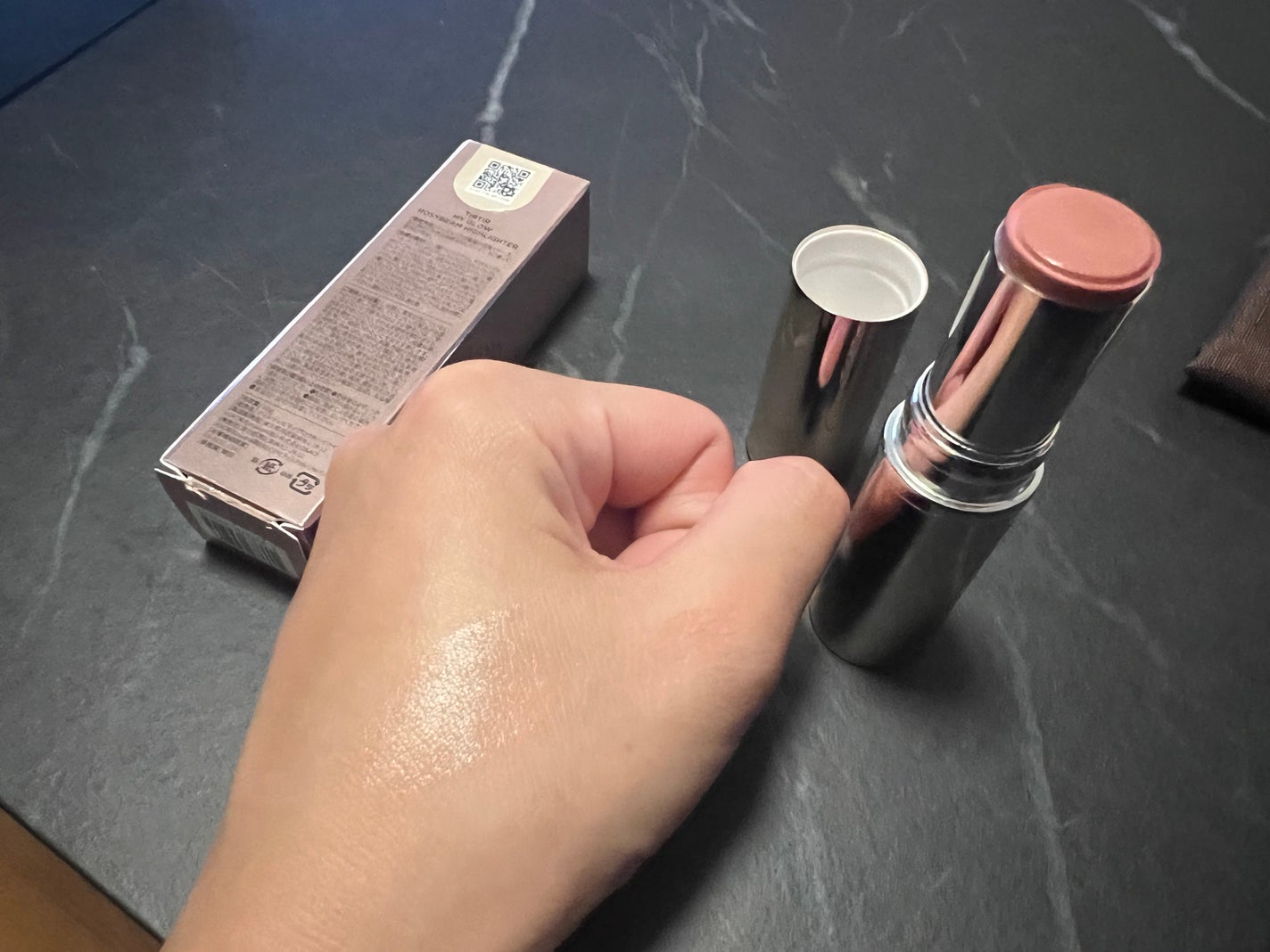 マイグロウハイライター/TIRTIR(ティルティル)/スティックハイライトを使ったクチコミ(3枚目)