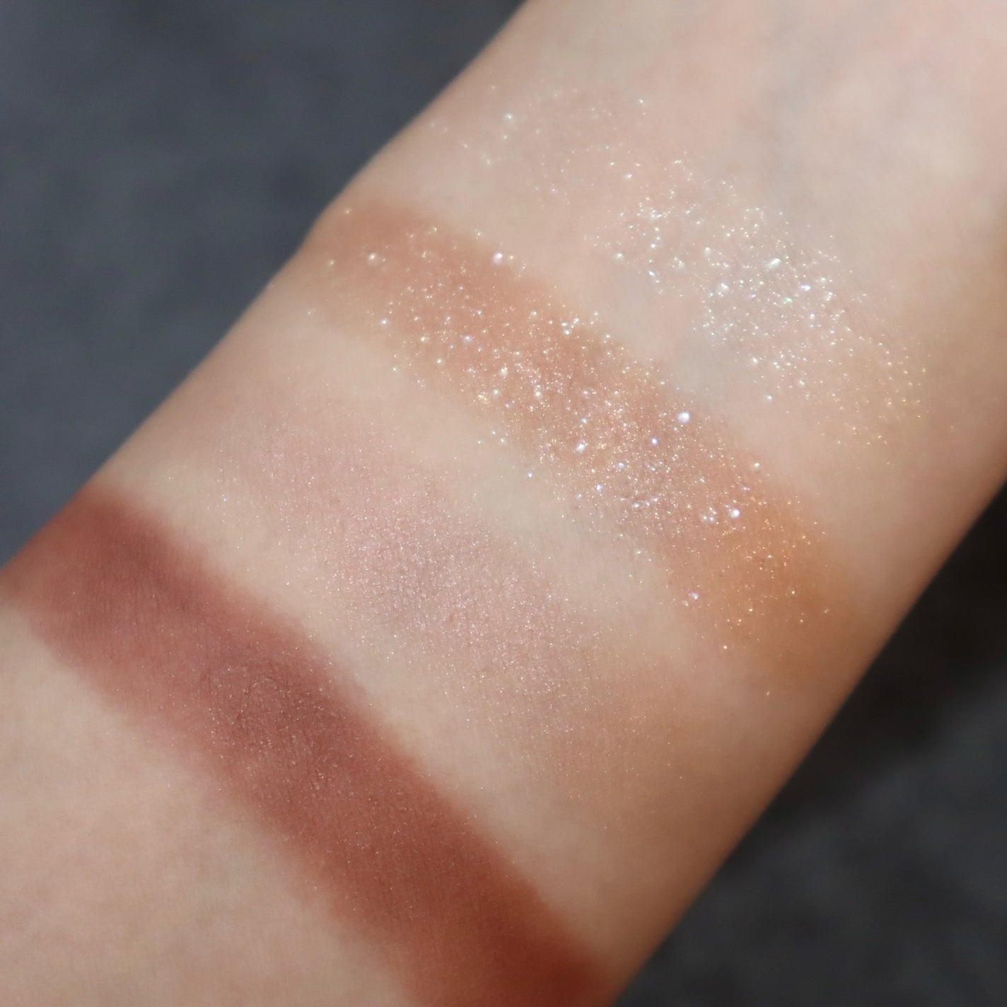 トーン ペタル フロート アイパレット/to/one/アイシャドウパレットを使ったクチコミ(4枚目)