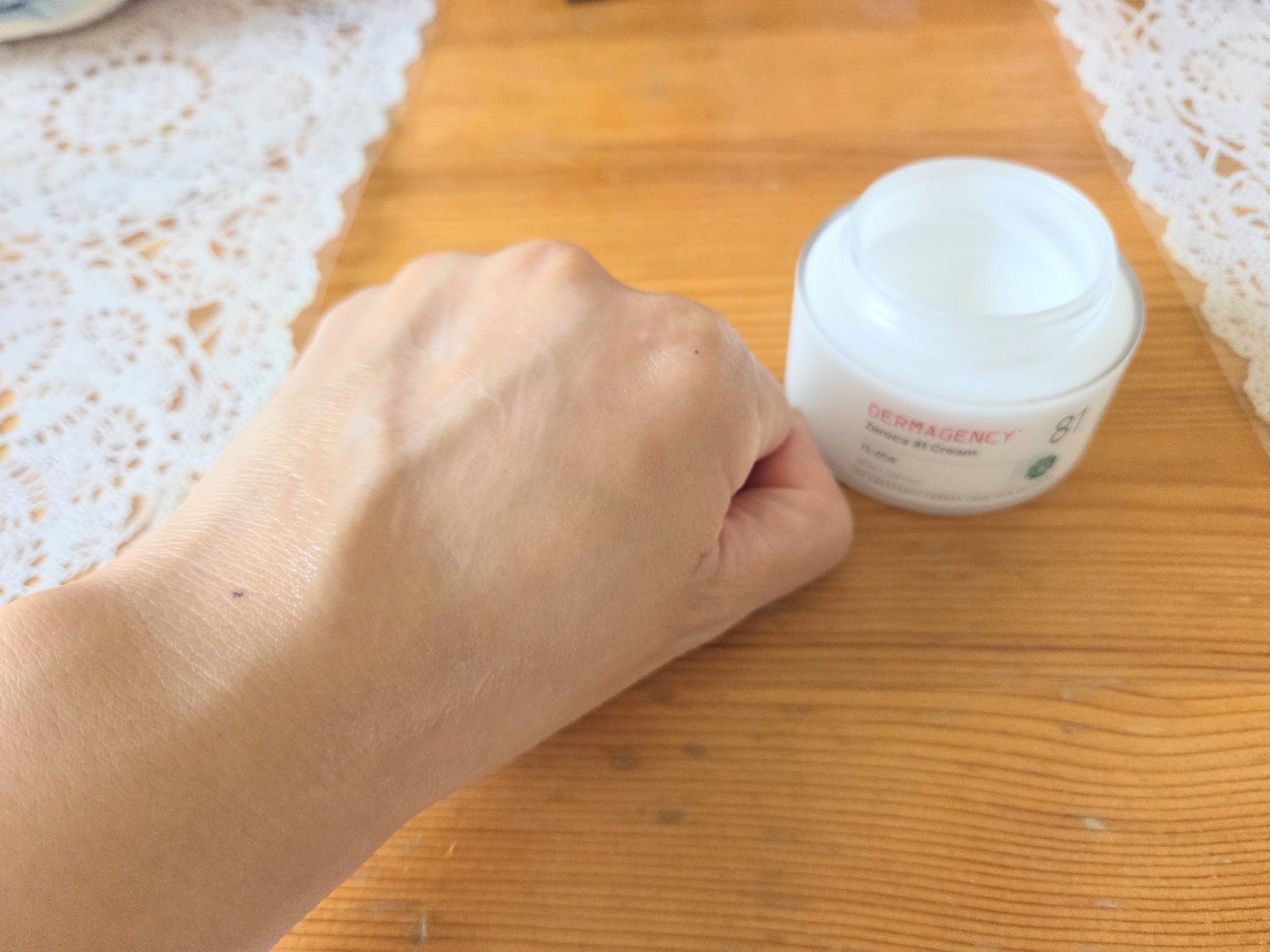 ダーマジェンシー ゼロカ81 クリーム/DERMAGENCY/フェイスクリームを使ったクチコミ（3枚目）