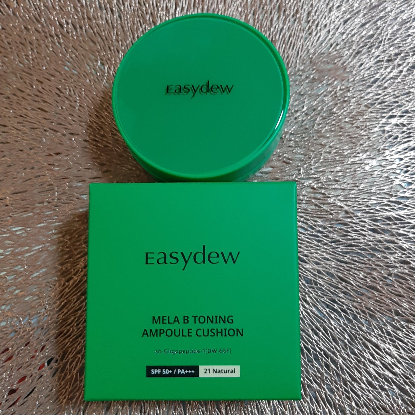 イージーデュー メラB トーニングアンプルクッション/Easydew/クッションファンデーションを使ったクチコミ(3枚目)