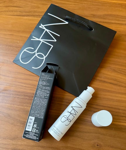 ライトリフレクティング トーンアップヴェール/NARS/化粧下地を使ったクチコミ(2枚目)