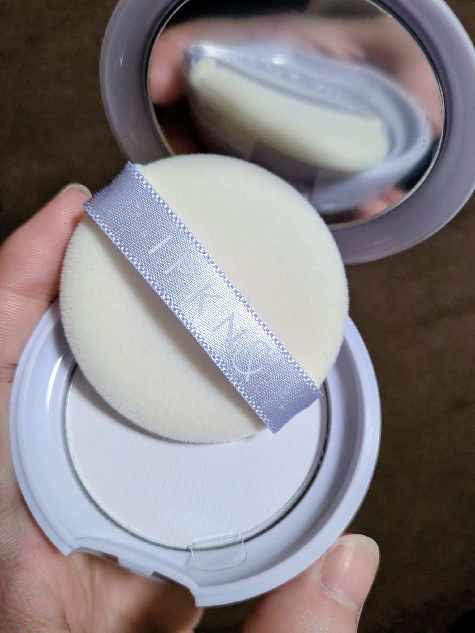 IPKN& IPKN& Personal Correcting Blur Pactのクチコミ「こちらドラッグストアで初めて購入しました！
普段使っているメイクキープミストが少なくなり、メイ.....」（1枚目）