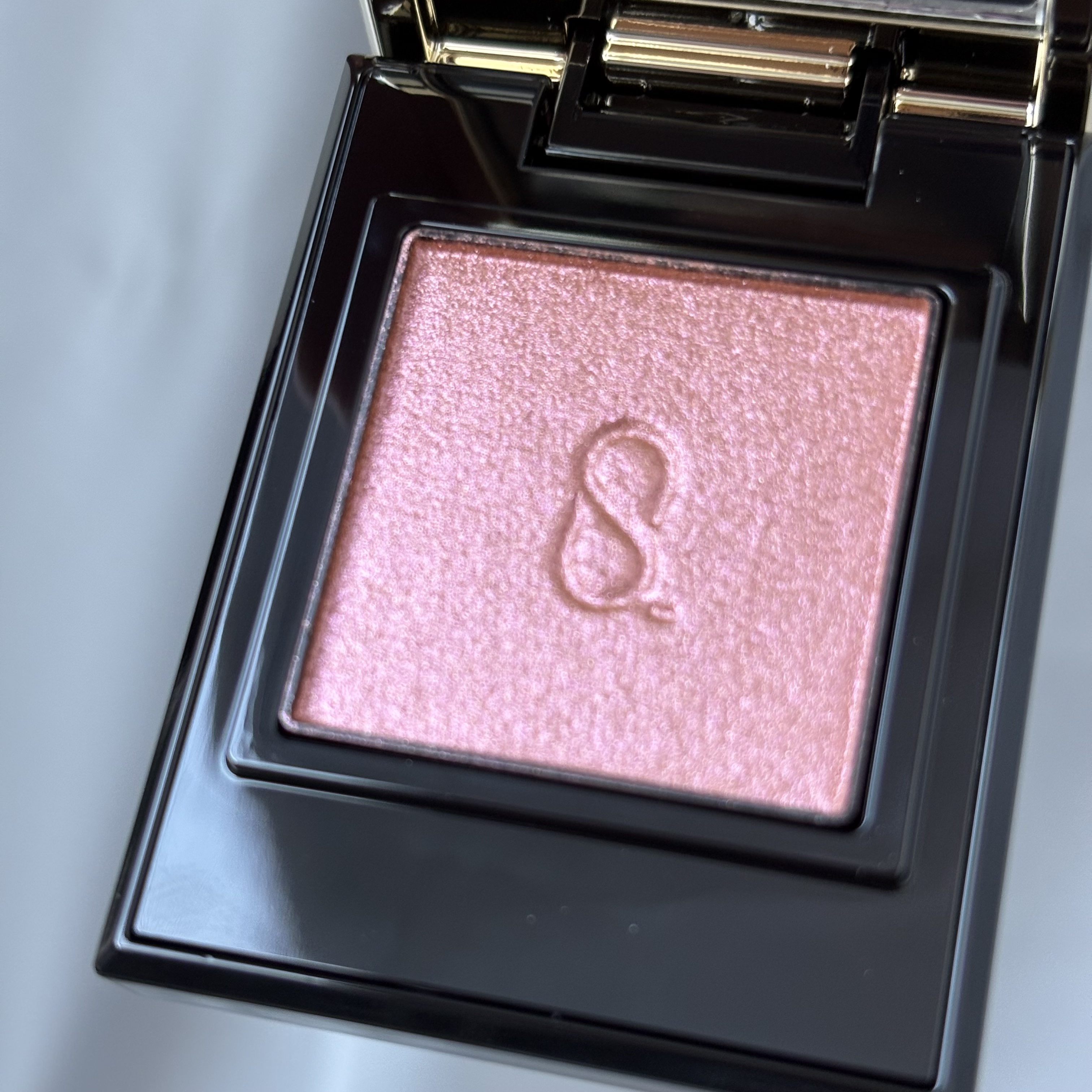 モノ ルック アイズ/SUQQU/単色アイシャドウを使ったクチコミ（2枚目）