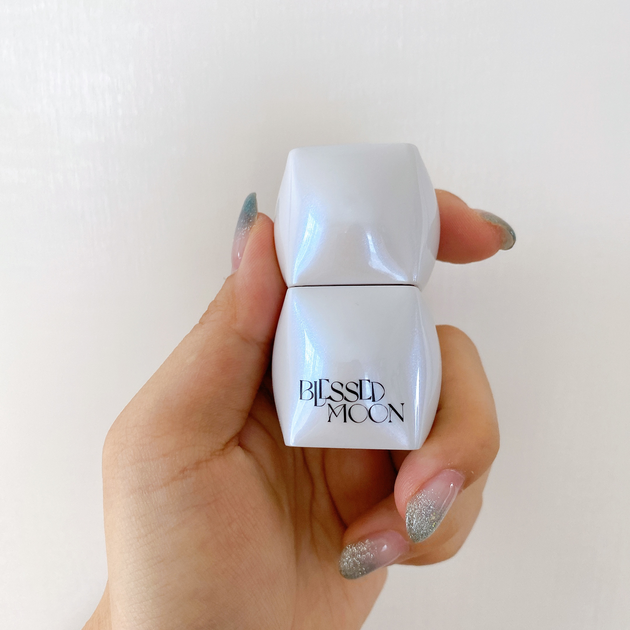 Veil Melting Glass Highlighter 01.Diamond Dust/BLESSED MOON/リキッドハイライトを使ったクチコミ（1枚目）