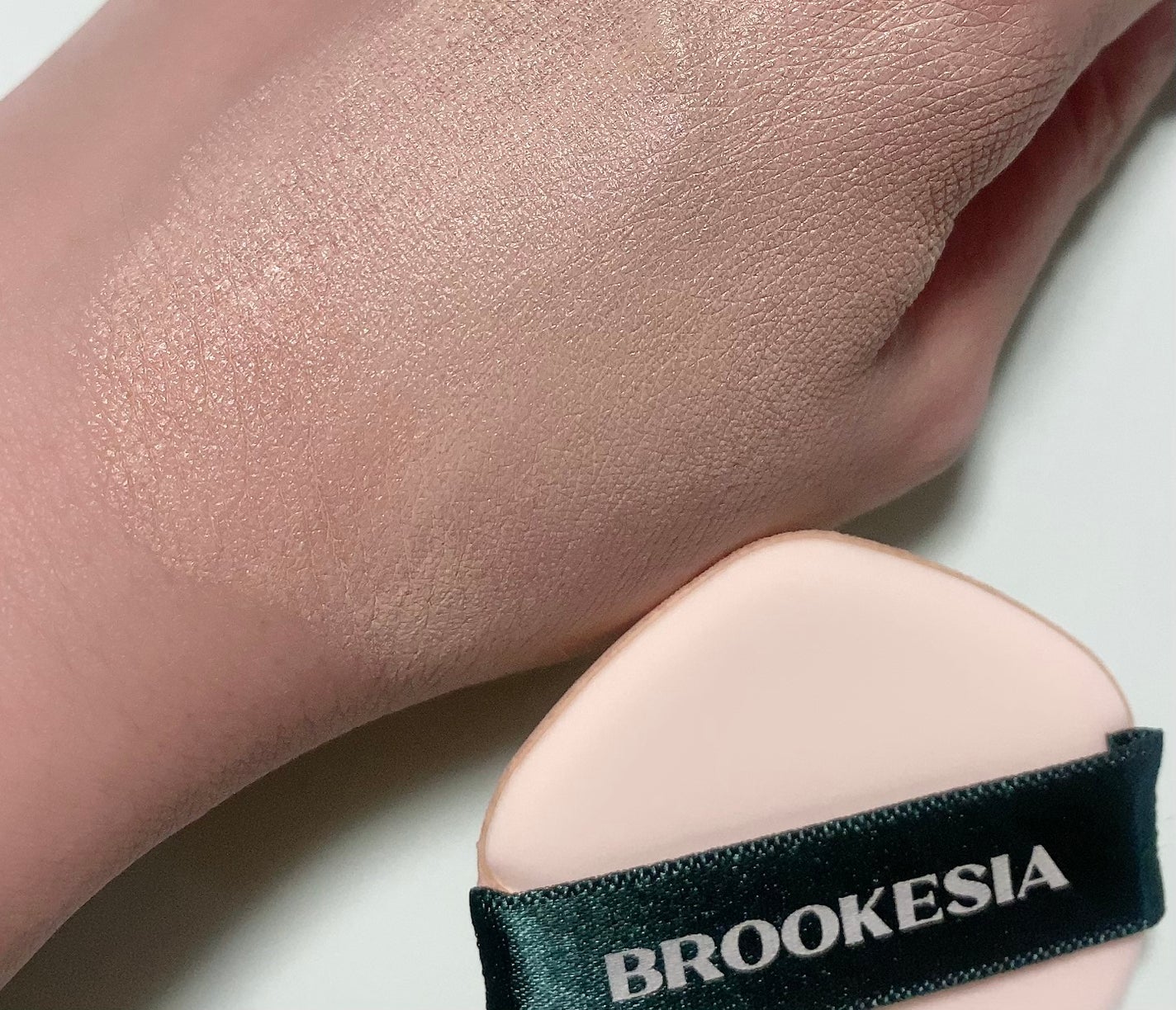 スキンエンハンサー コンパクト クッション (マット)/BROOKESIA/クッションファンデーションを使ったクチコミ(4枚目)